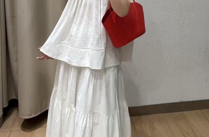 Scoop Neck Plain Flowy Tank Top Product Image