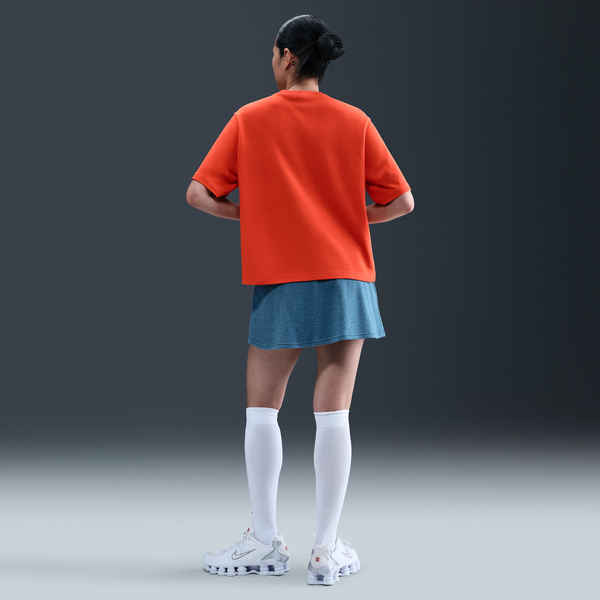 Women's Nike Sportswear Essential Boxy T-Shirt Product Image