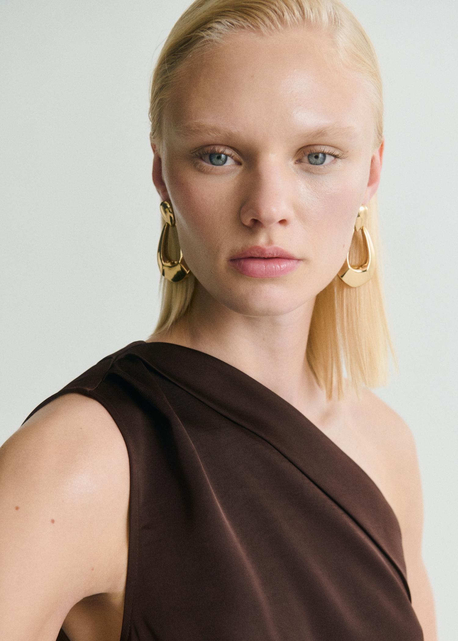 Asymmetrical satin dress with side slits - Women | MANGO USA Product Image