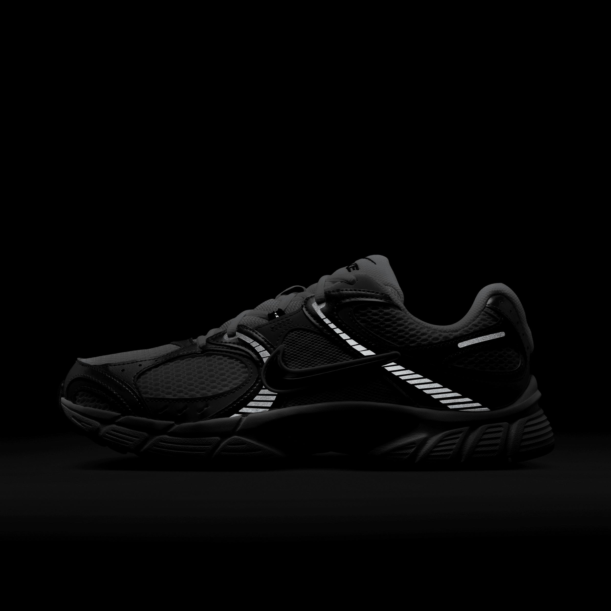 Nike Mens V5 RNR Shoes | HJ5228-104 Product Image