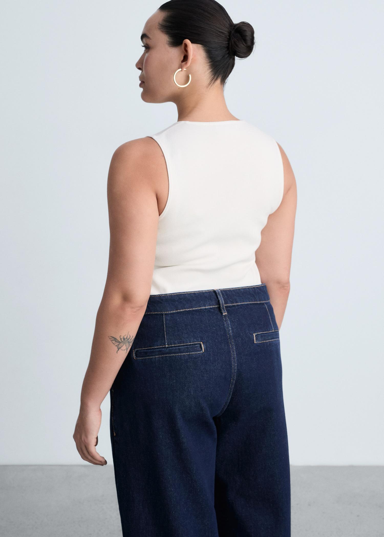 Rinse-wash wideleg jeans with pleats - Women | MANGO USA Product Image