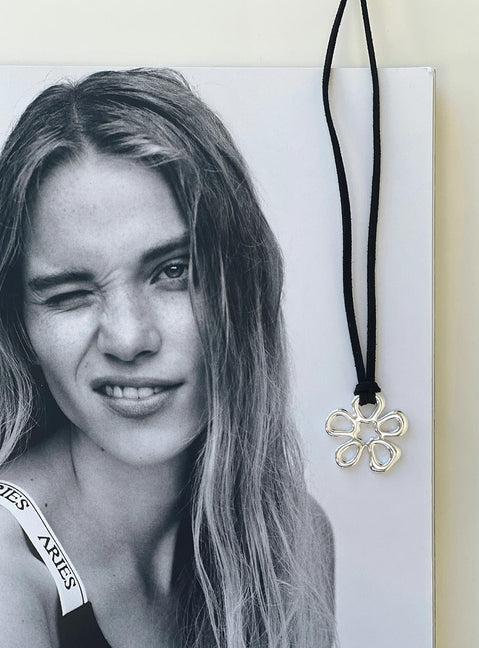 Carmina Necklace Silver Product Image