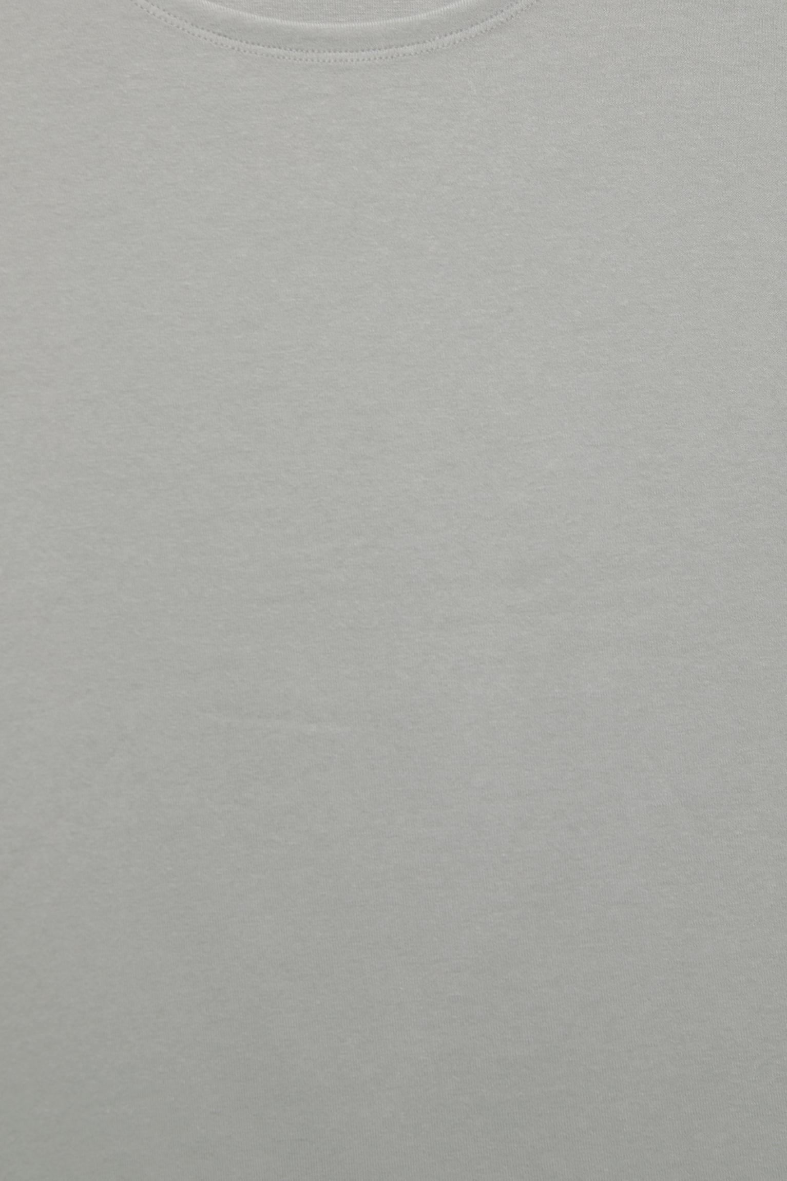 Fitted T-shirt with whole sleeves Product Image