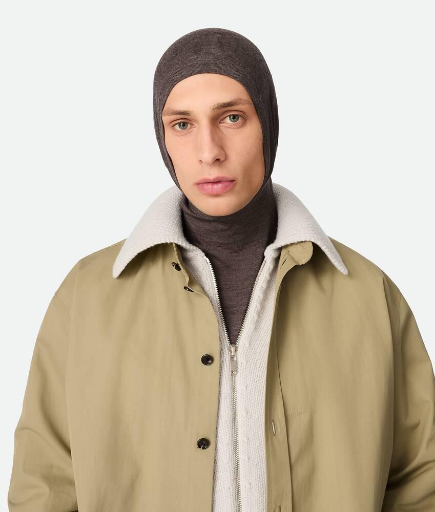 Men's Light Fine Cashmere Hooded Jumper in Milk chocolate Product Image