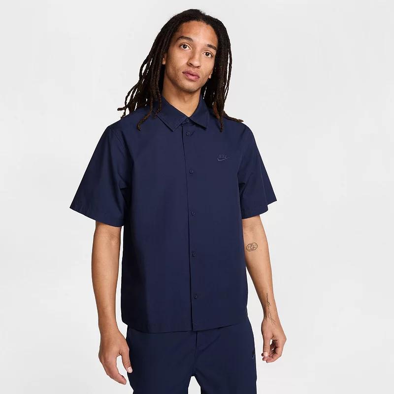 Nike Men's Club Short-Sleeve Button-Down Shirt Product Image