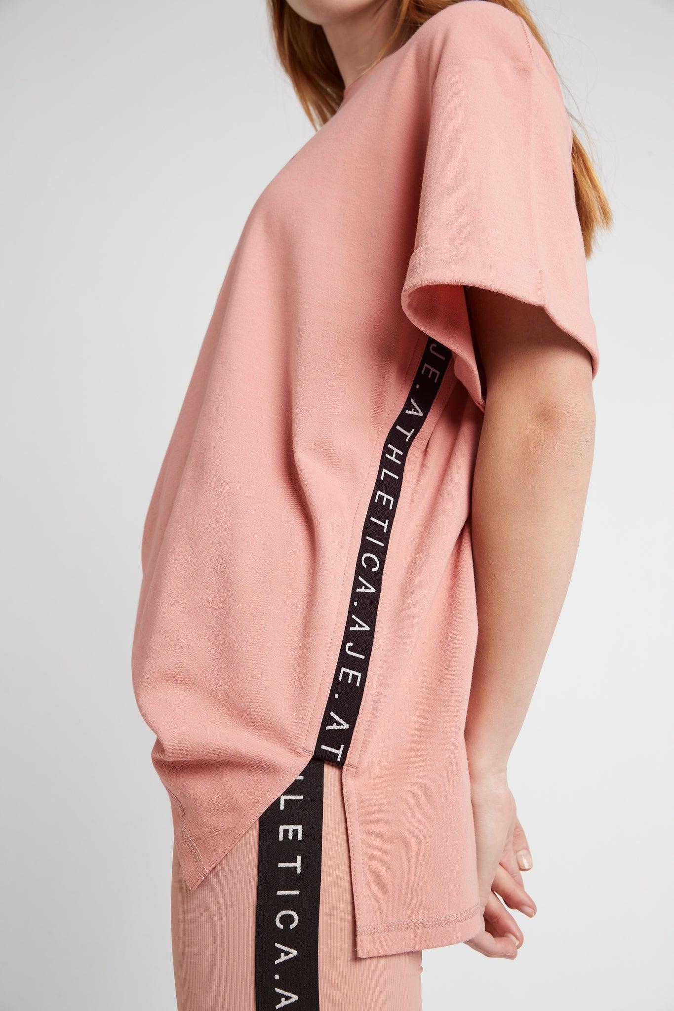 Logo T-Shirt 102 Product Image