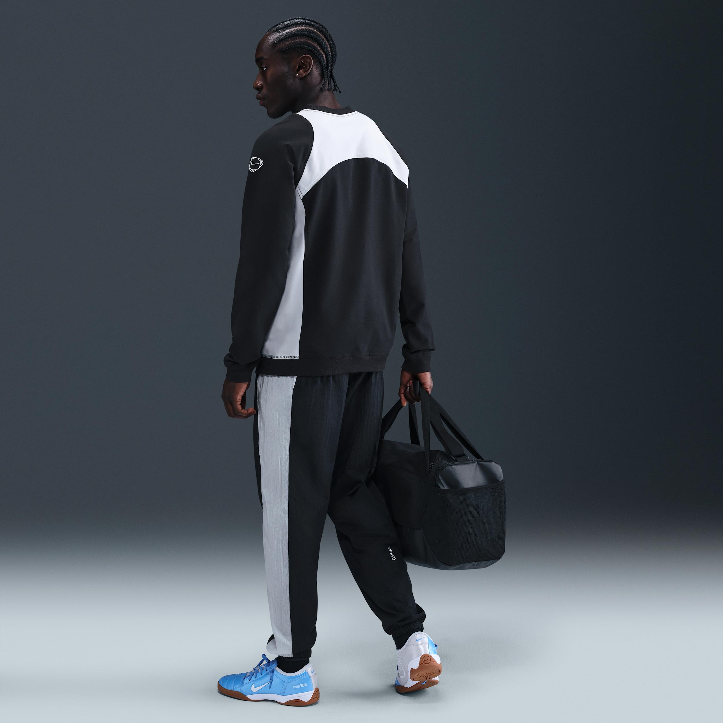 Chelsea FC Third Nike Men's Total 90 Soccer Crew-Neck Top Product Image