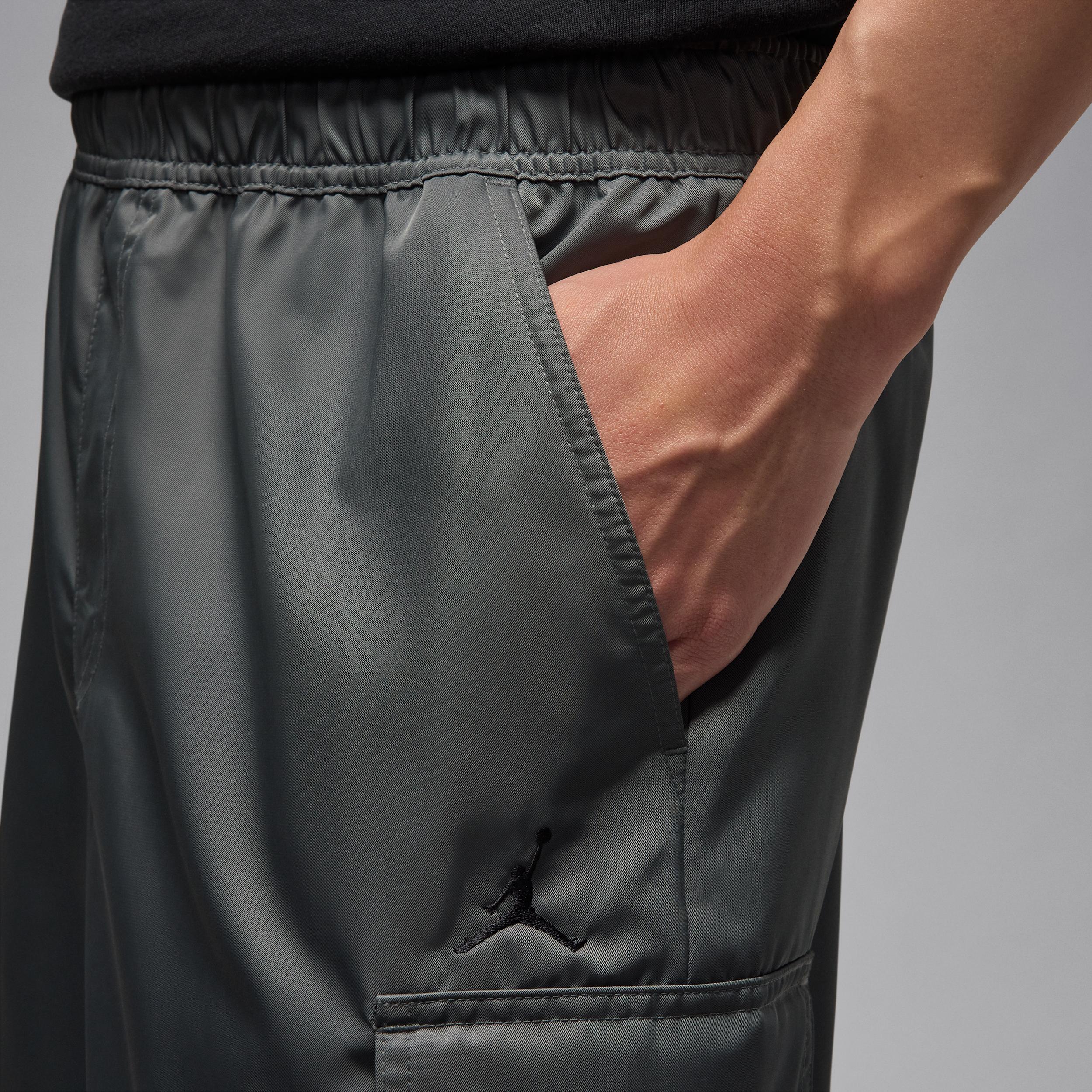 Mens Jordan Brooklyn Cargo Shorts | HV9683-068 Product Image