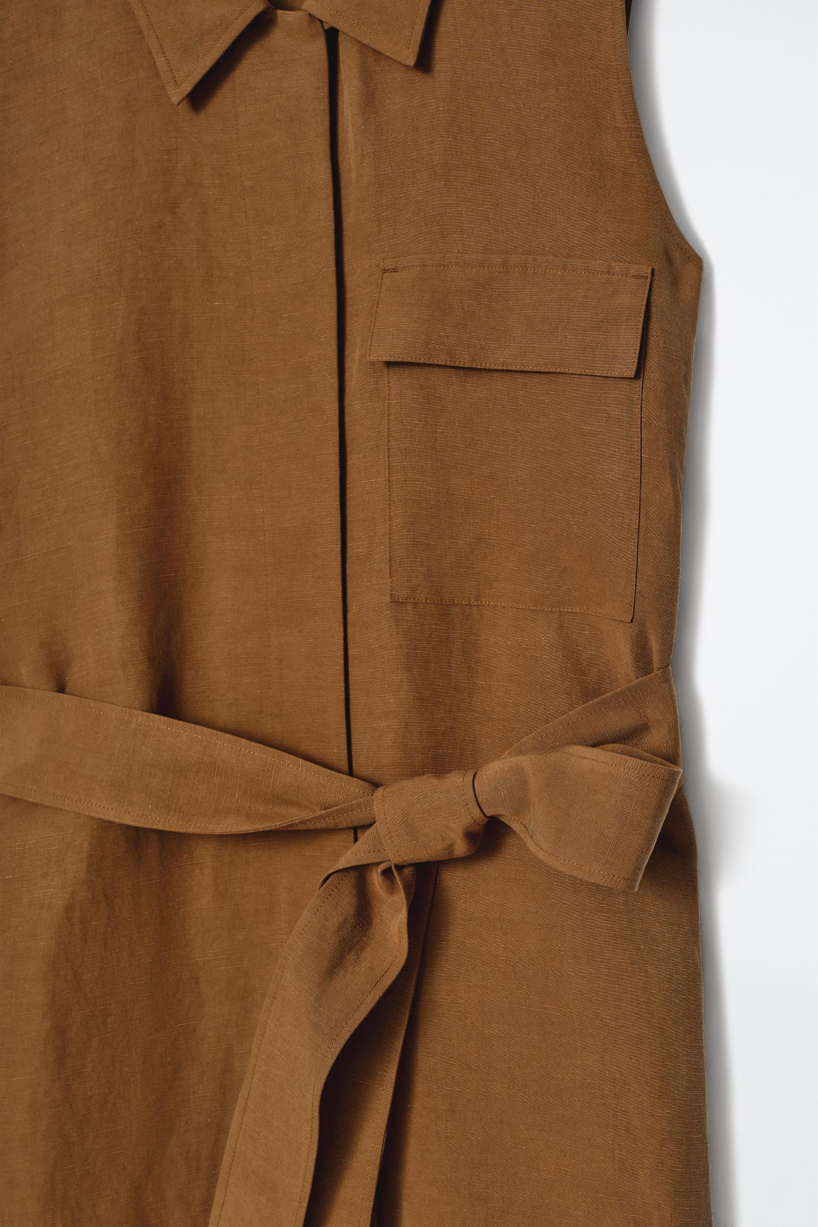 SLEEVELESS UTILITY MIDI SHIRT DRESS Product Image