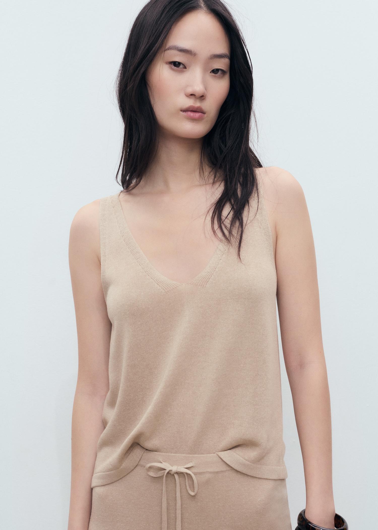 V-neck knit top - Women | MANGO USA Product Image