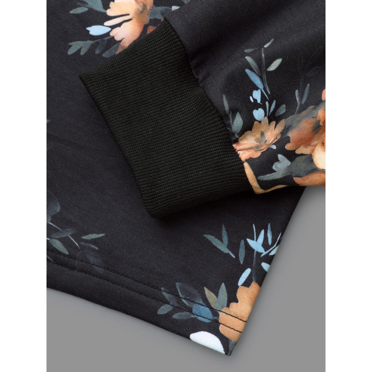 Plus Size Round Neck Natural Flowers Slightly Stretchy Sweatshirt Women Black Elegant Contrast Round Neck Everyday Sweatshirts BloomChic 22-24/3X Product Image