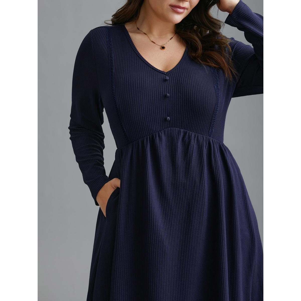 Plus Size Pit Strip Pocket Waist-Cinching Midi Dress DarkBlue Women Elegant Woven ribbon&lace trim V-neck Long Sleeve Curvy BloomChic 28/5X Product Image