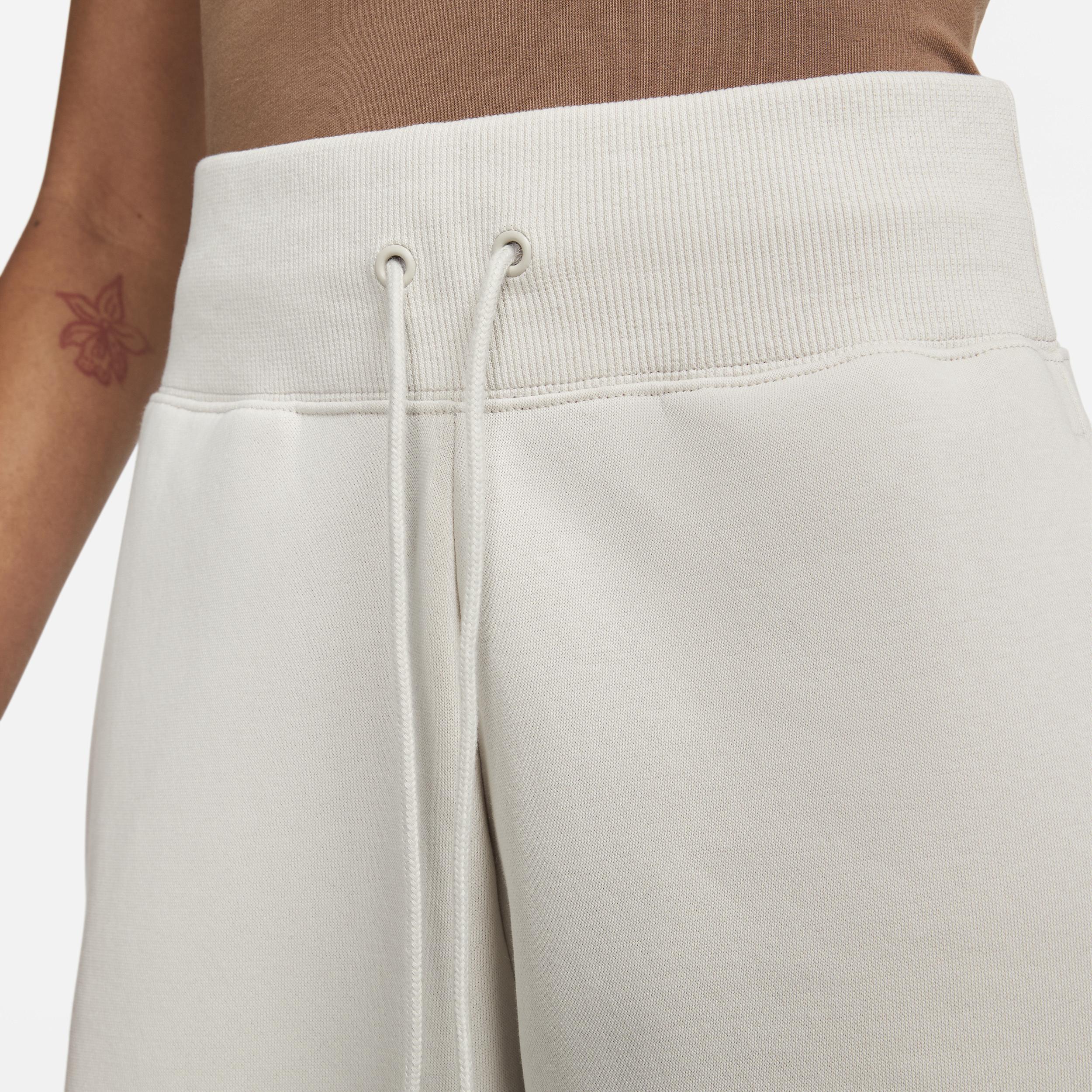 Womens Nike Sportswear Phoenix Fleece High-Waisted Wide-Leg Sweatpants | DQ5615-104 Product Image