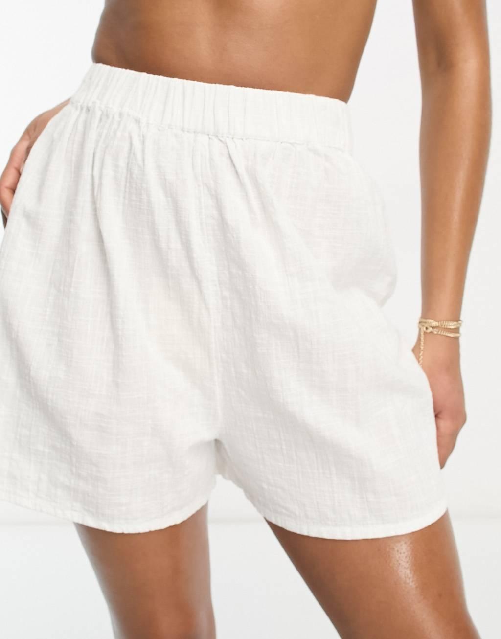 ASOS DESIGN Tall textured beach short in white - part of a set Product Image