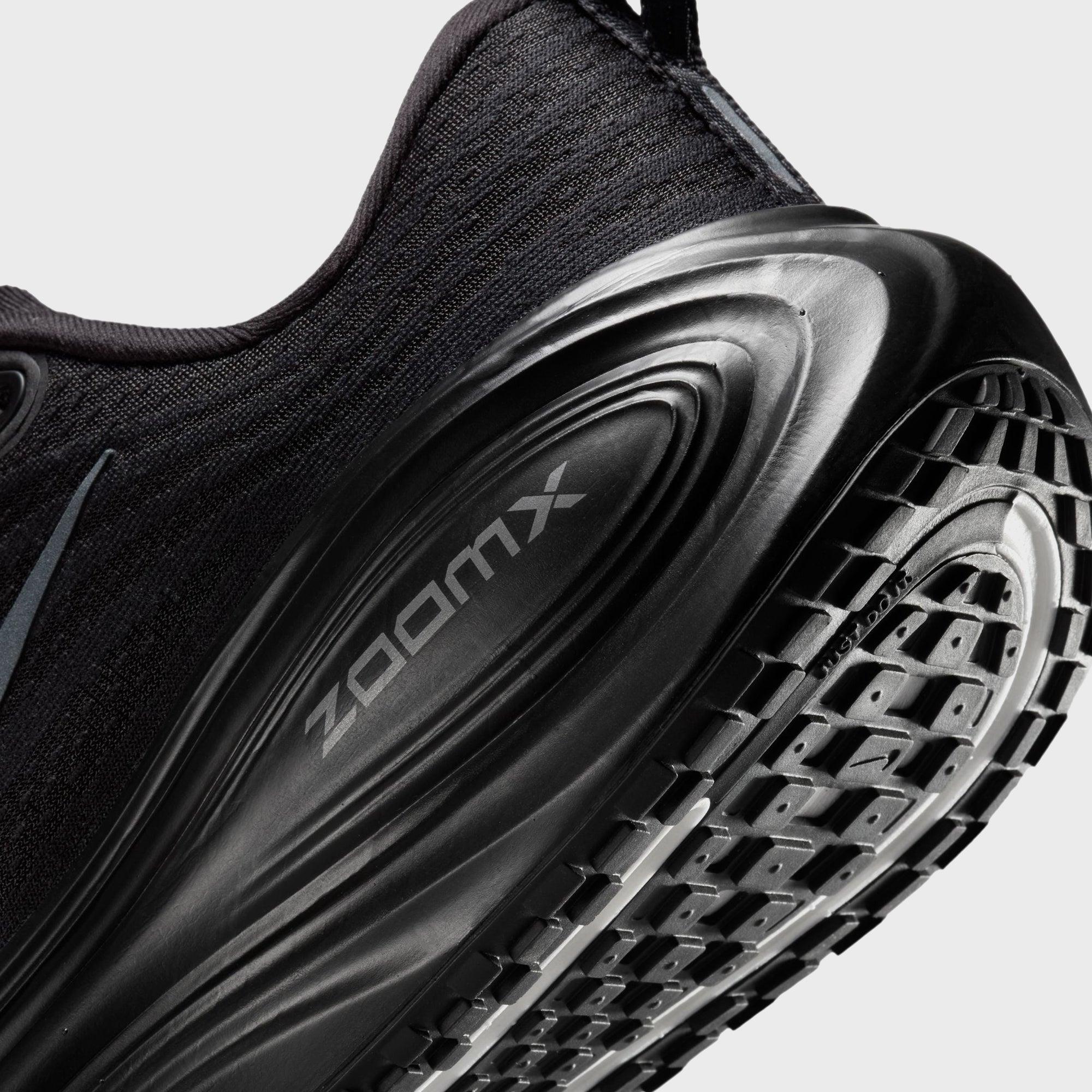 Nike WMNS Vomero Plus - Black / Dark Smoke Grey / Metallic Dark Grey Female Product Image