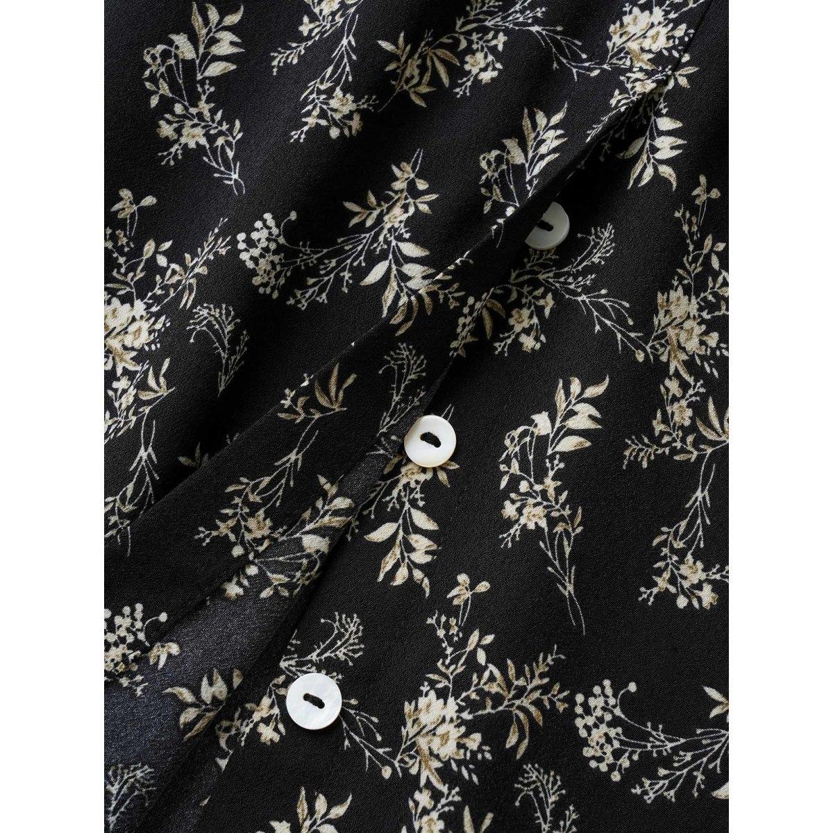 Plus Size Ditsy Floral Split Side Pocket Button Detail Skirt Women BlackFlower Elegant Slit No stretch Slanted pocket Everyday Skirts BloomChic 30/6X Product Image