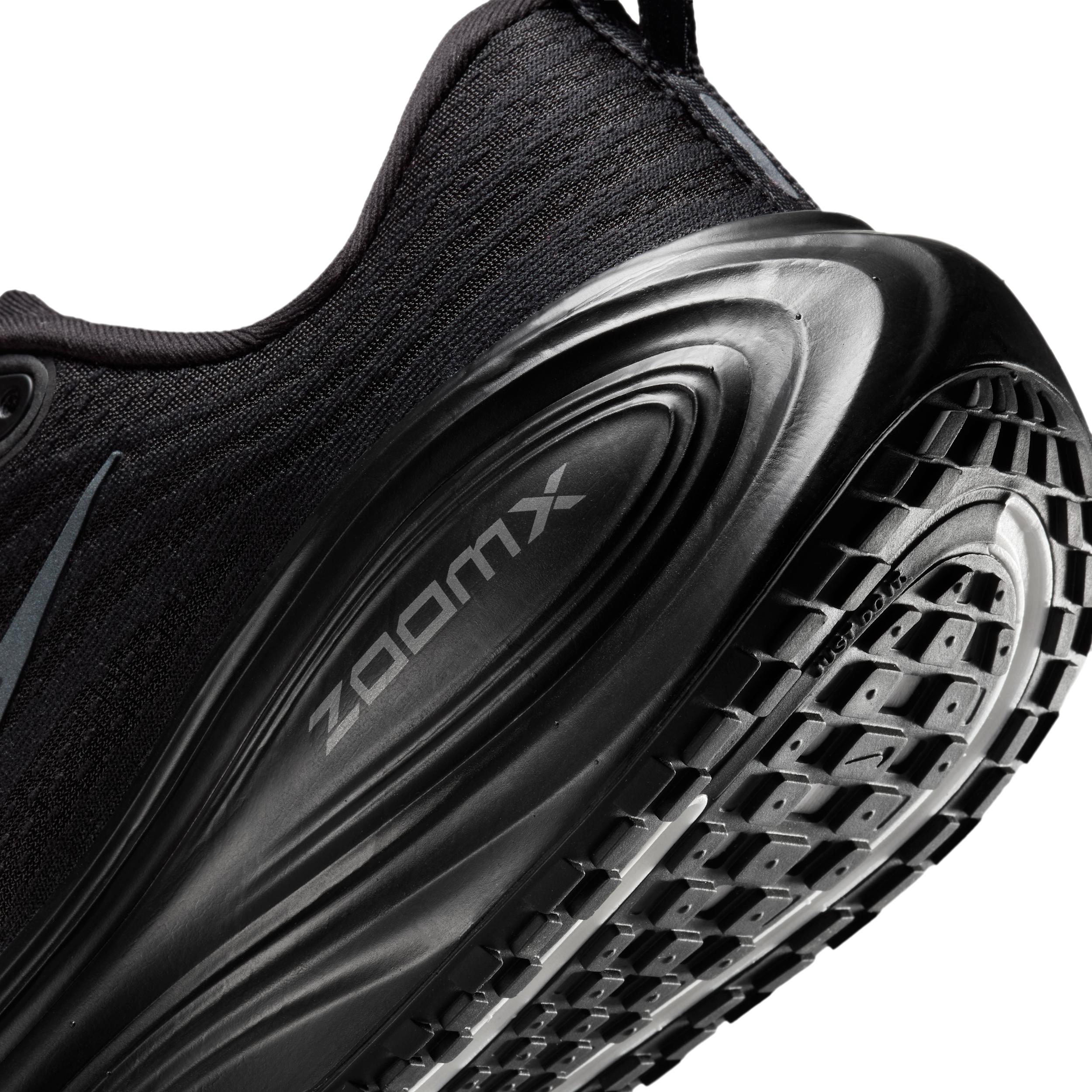 Nike Womens Vomero Plus Road Running Shoes | HV8154-601 Product Image