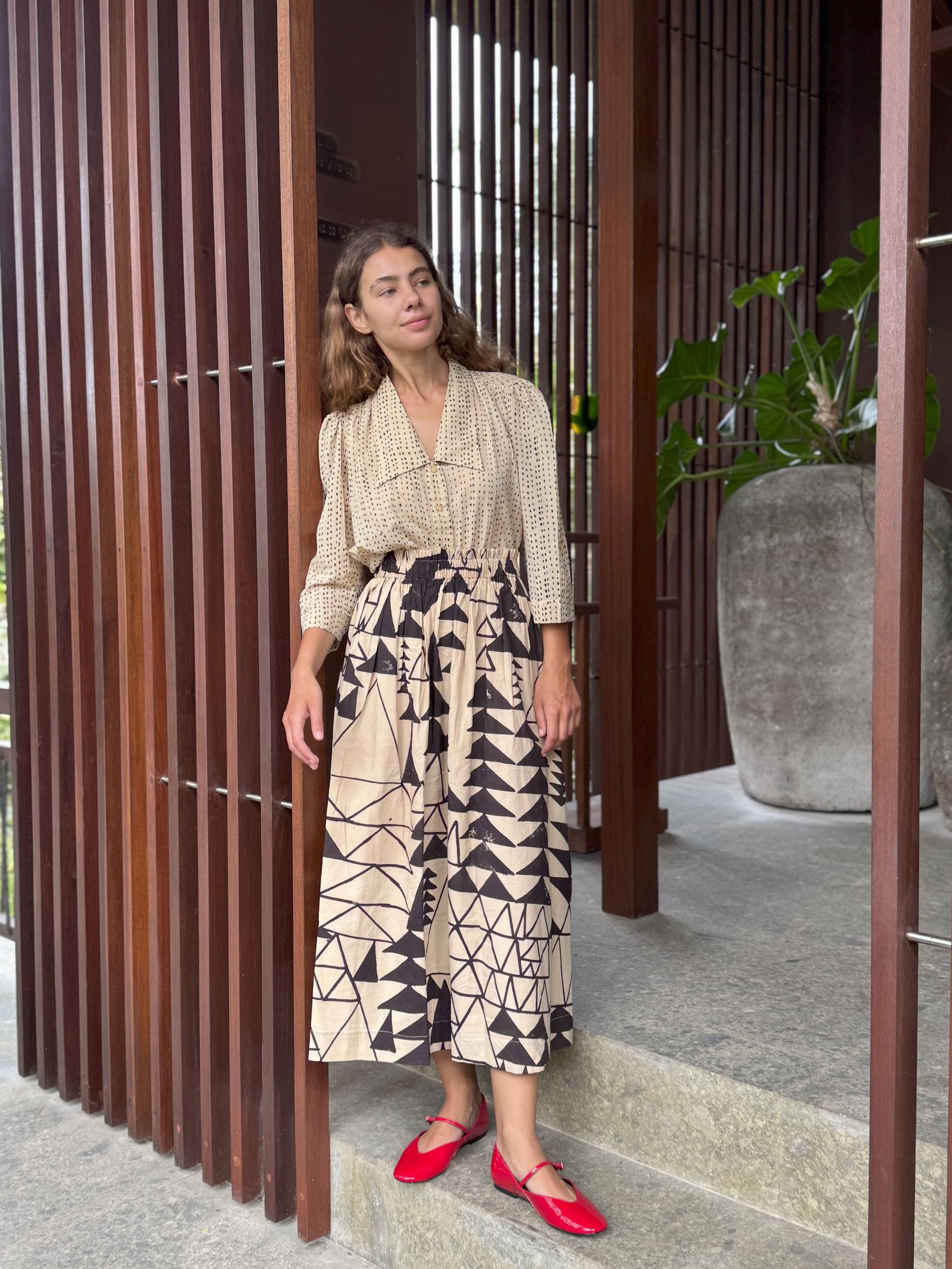 The Tiny-Dotted Shirt Product Image