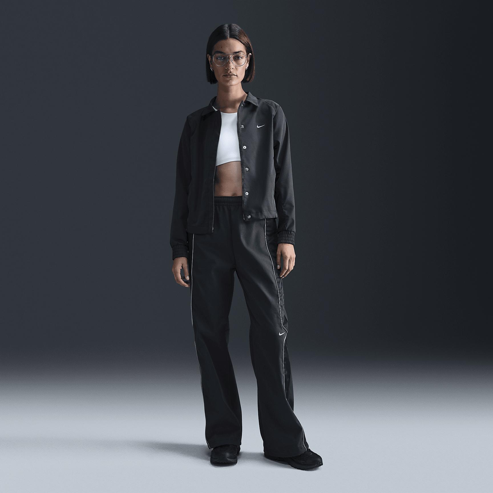 Nike Sportswear Women's Woven Pants Product Image