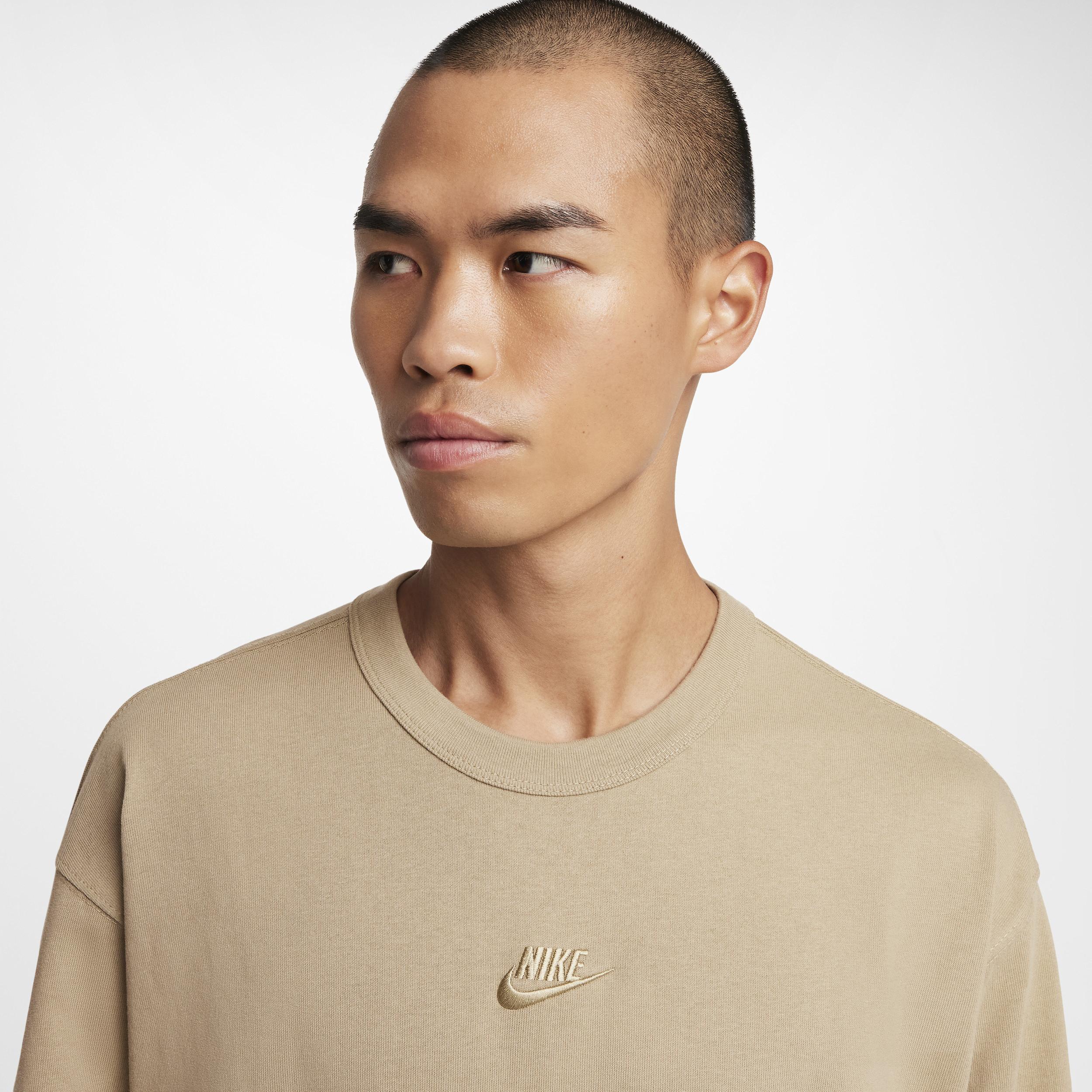 Mens Nike Sportswear Premium Essentials Long-Sleeve T-Shirt | DO7390-276 Product Image