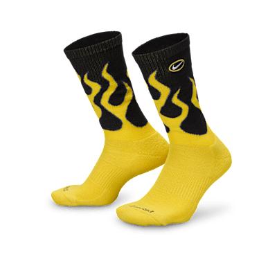 Nike Unisex Everyday Plus Cushioned Crew Socks (1 Pair) Product Image