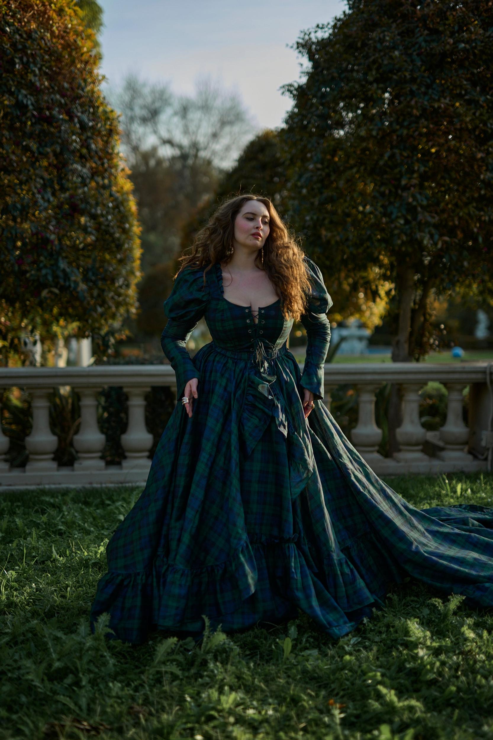 The Scotland Plaid Duchess Tournure Product Image