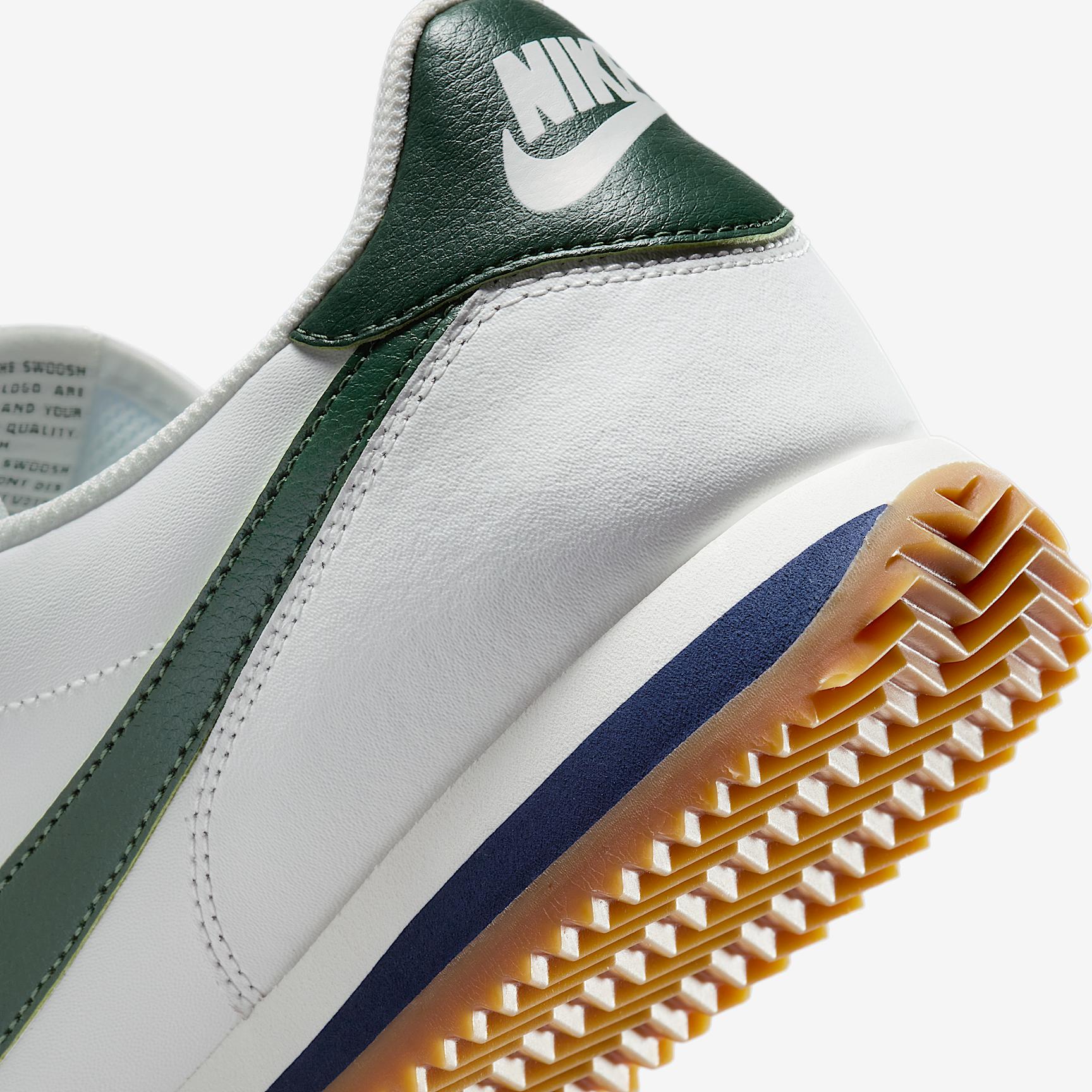 Nike Men's Cortez Leather Shoes Product Image