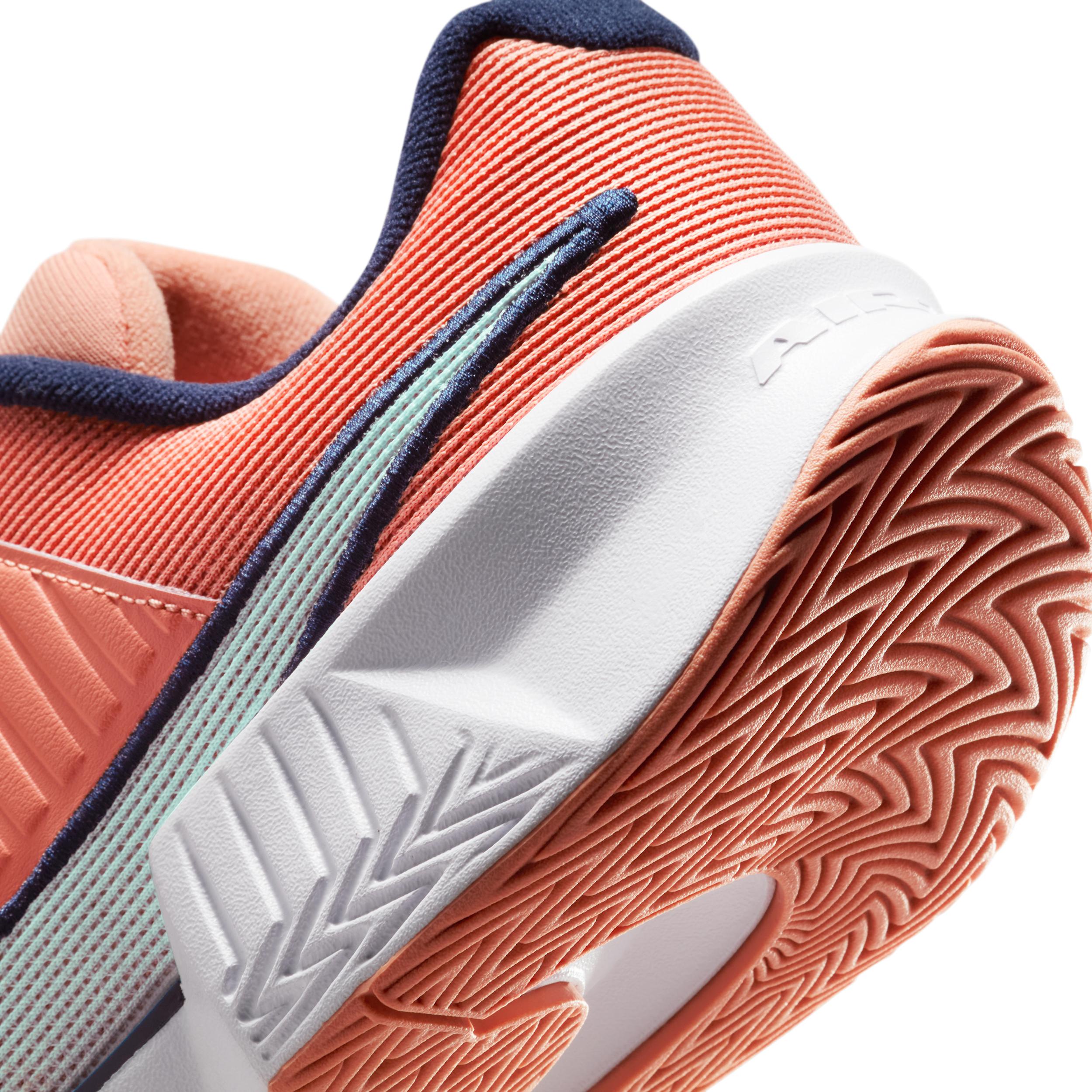 Nike GP Challenge Pro Men's Hard Court Tennis Shoes Product Image