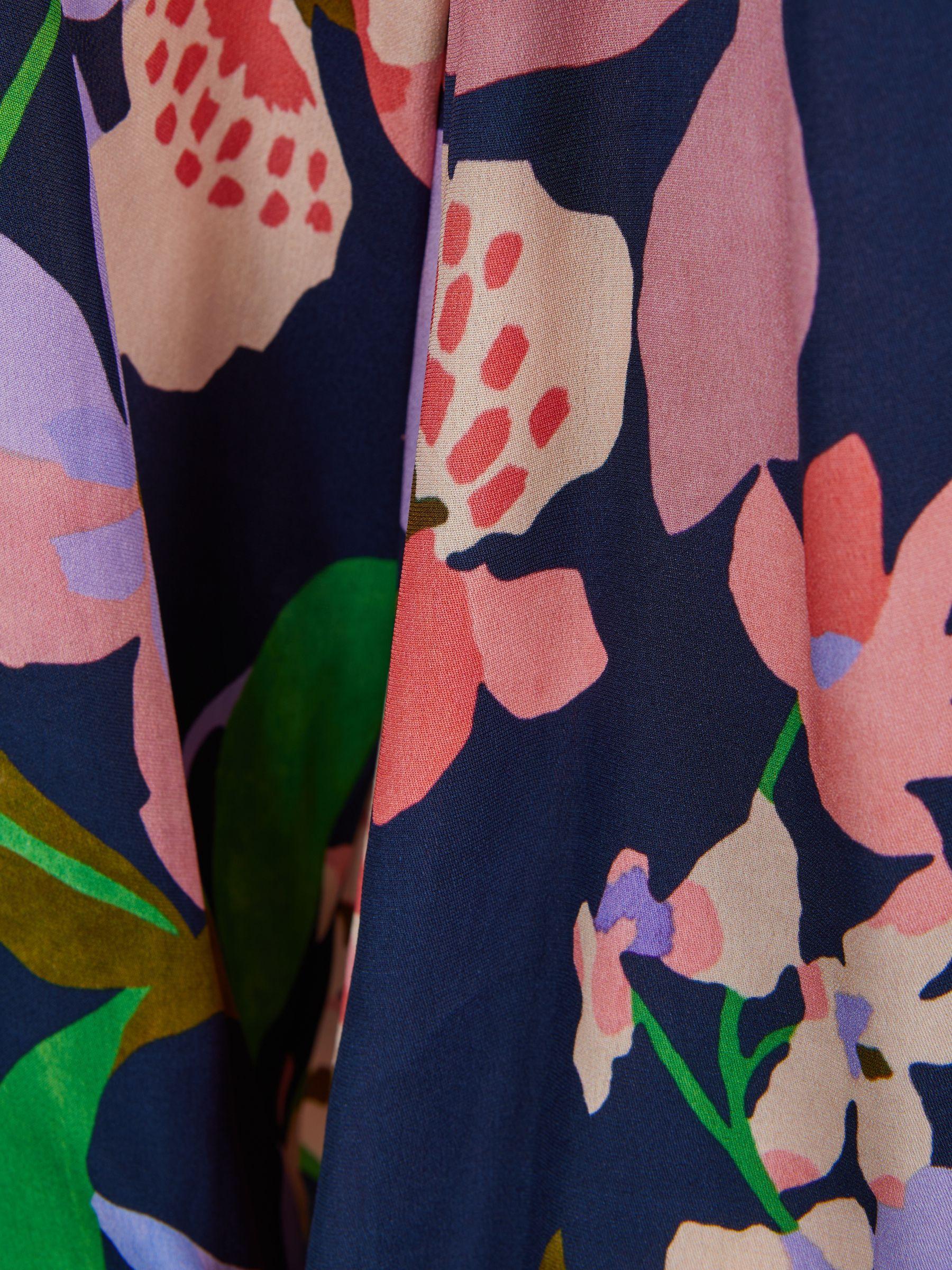 Florere Floral Long Sleeve Blouse in Navy Product Image