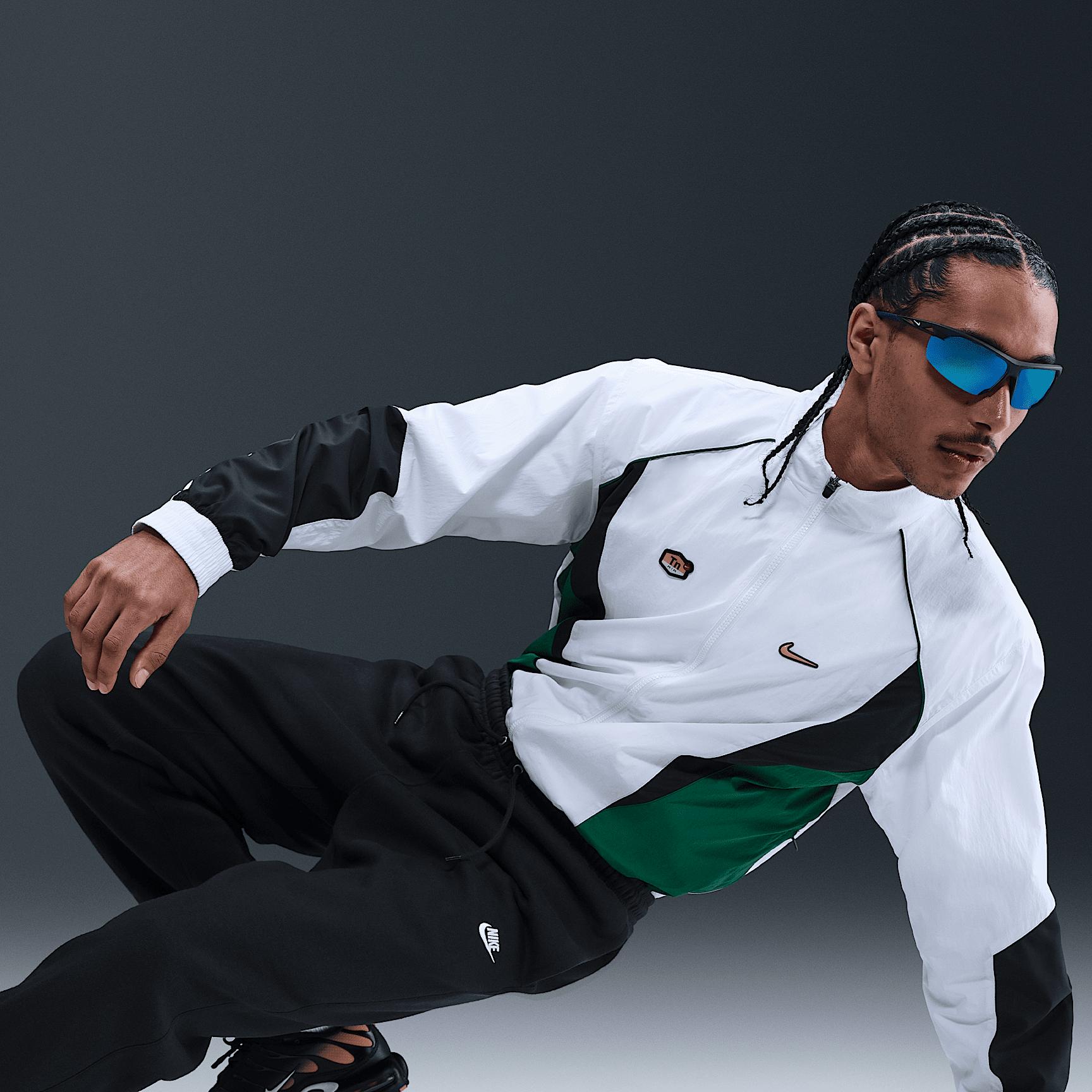 Nike Mens Club Cuffed Brushed Fleece Pants | FN3808-010 Product Image