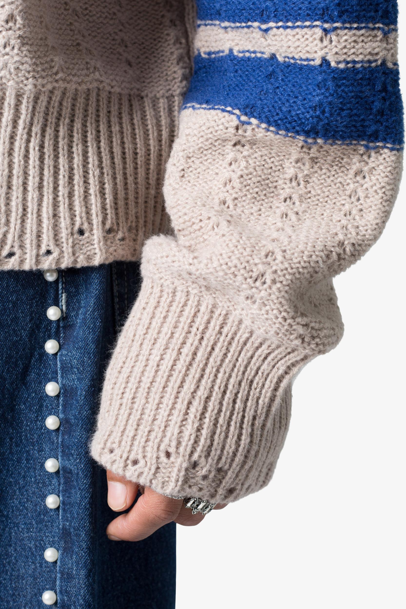 Varsity V Neck Sweater - Off White/Blue Product Image