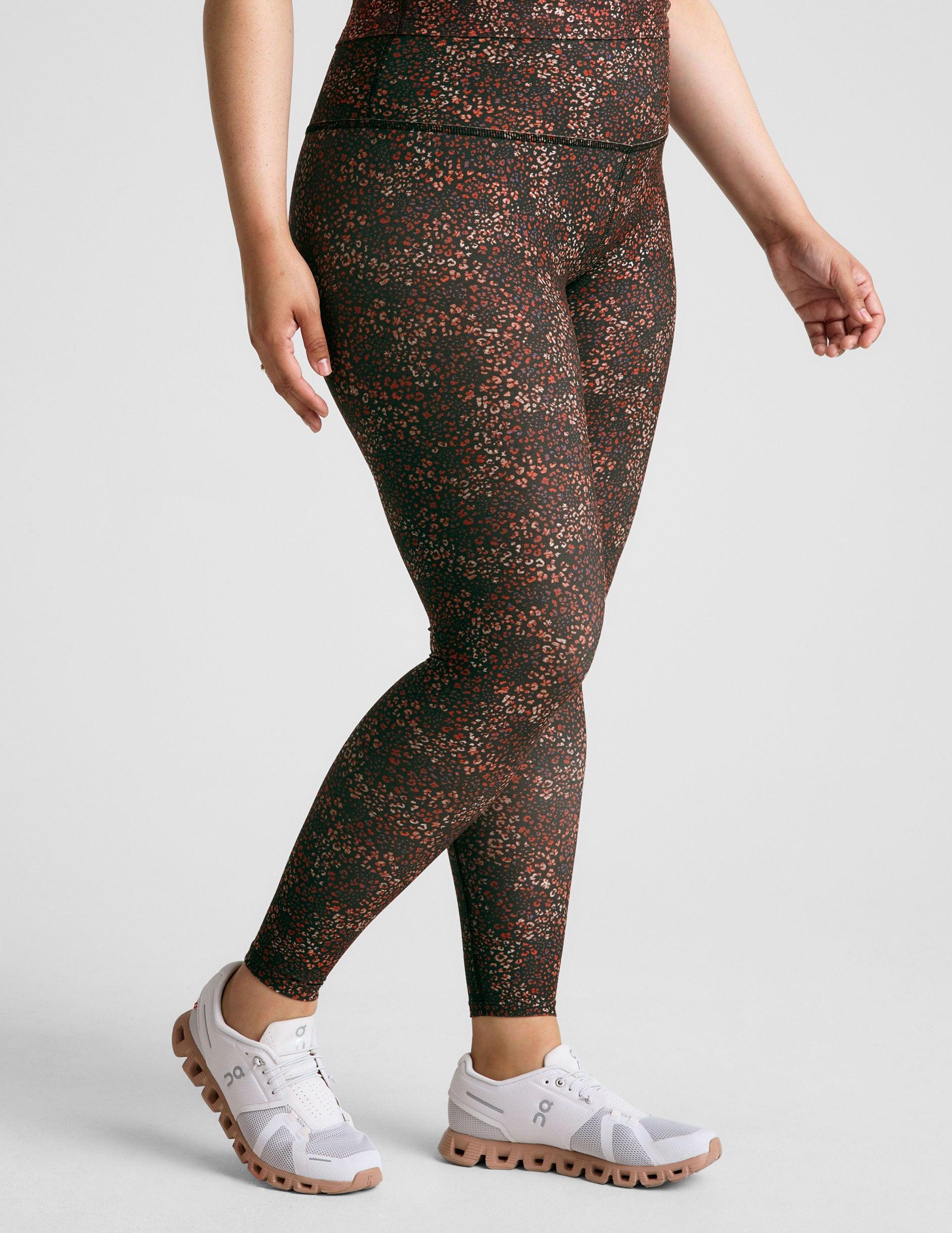 SoftMark High Waisted Midi Legging Product Image