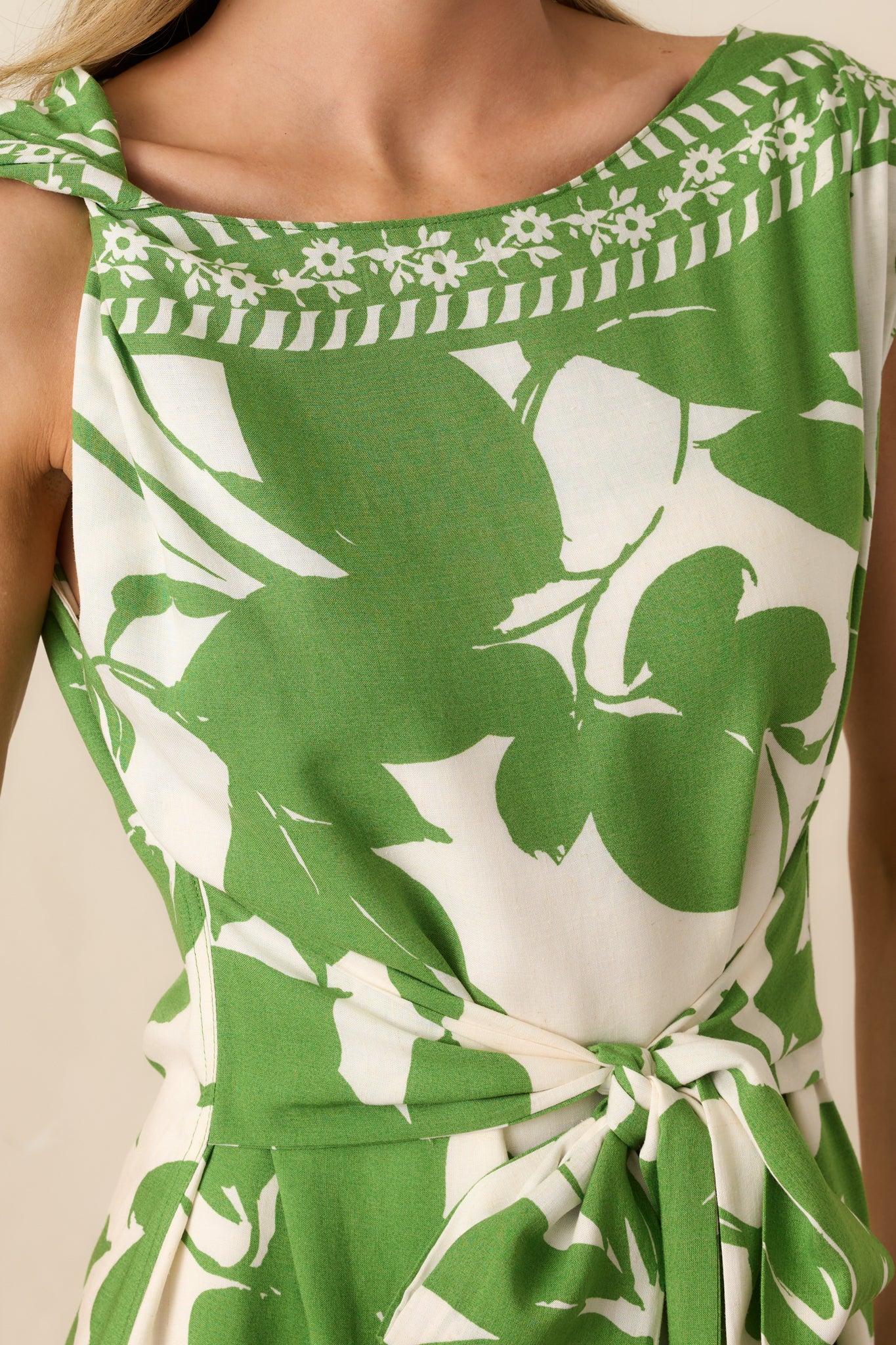 Refined Taste Green Floral Sleeveless Maxi Dress Product Image