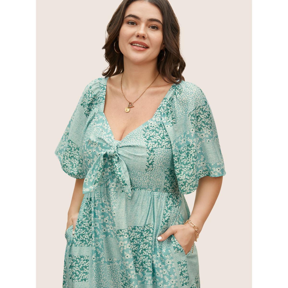 Plus Size Ditsy Floral Tie Knot Flutter Sleeve Dress Mint Women Elegant Tie knot Heart neckline Short sleeve Curvy BloomChic 22-24/3X Product Image