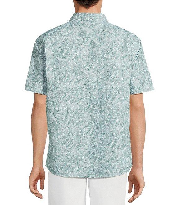 Roundtree & Yorke Performance The Charter Vented Short Sleeve Leaf Print Fishing Sport Shirt Product Image
