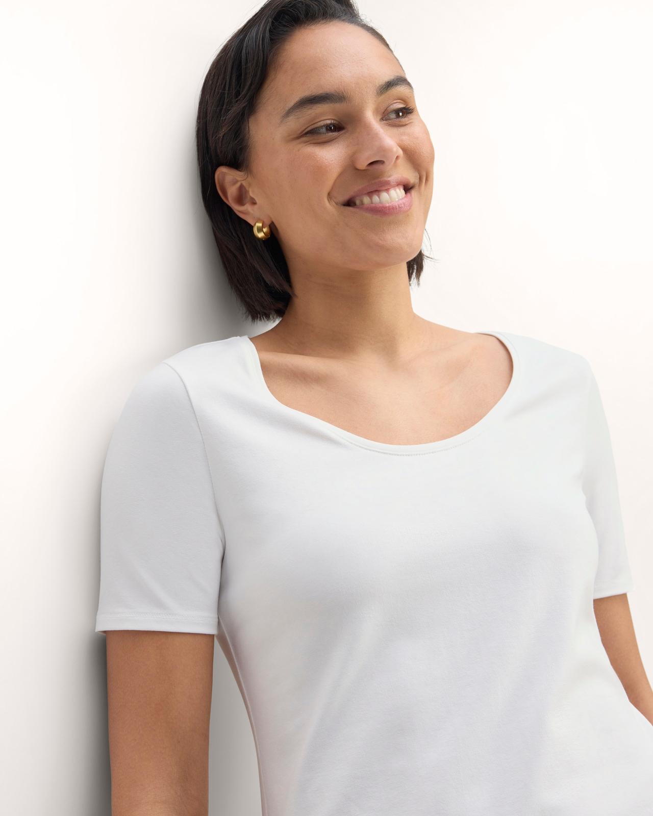 Womens Form Scoop-Neck T-Shirt by Everlane Product Image