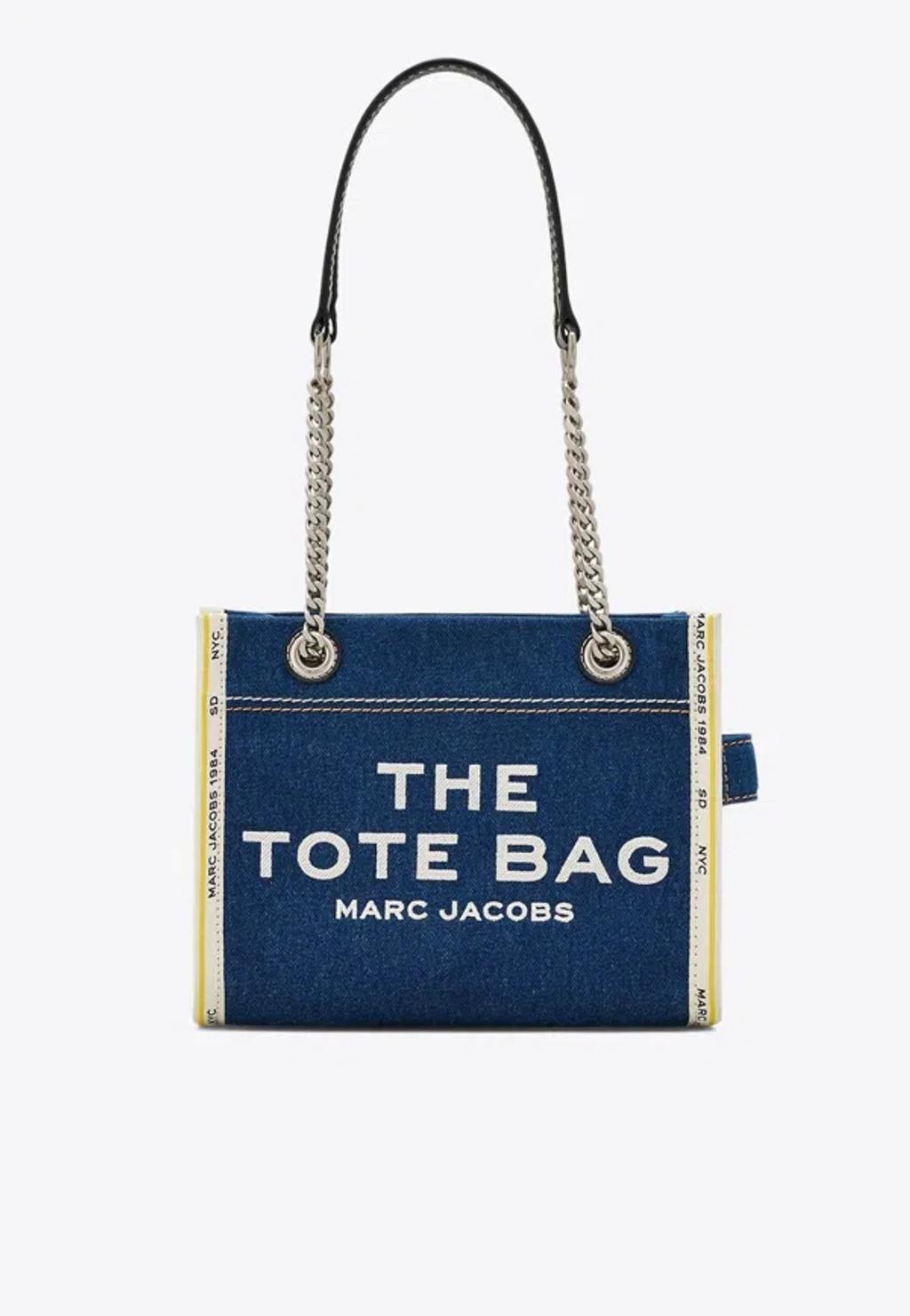 MARC JACOBS The Medium Tote In Blue Denim With Embroidered Logo In Dark Wash Product Image