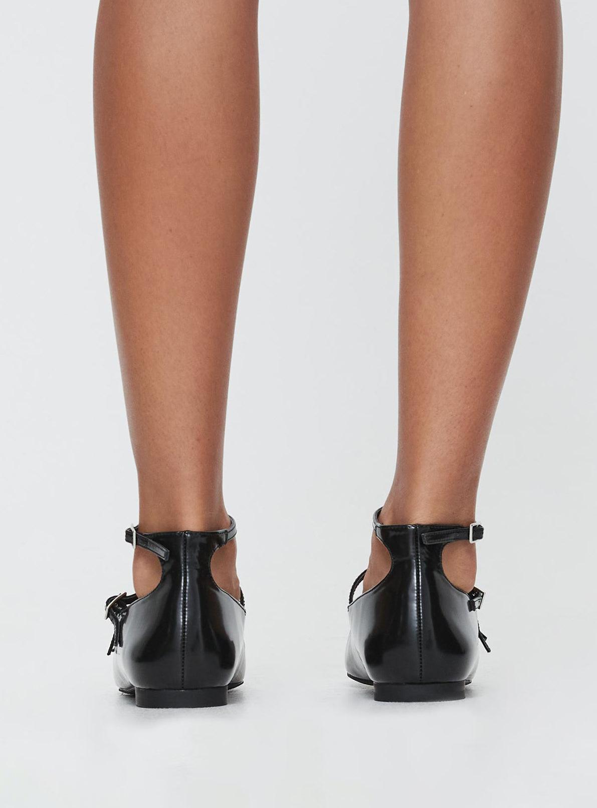 Zumma Flats Patent Black Product Image