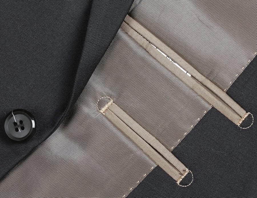 (38R, 38S) 100% Virgin Wool Regular Fit Black Suit Product Image