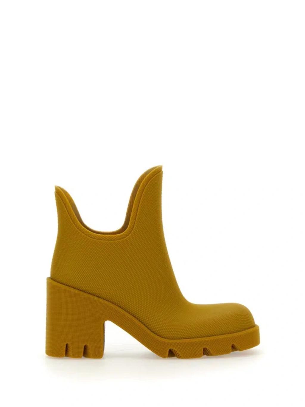 BURBERRY Boot Marsh In Gold Product Image