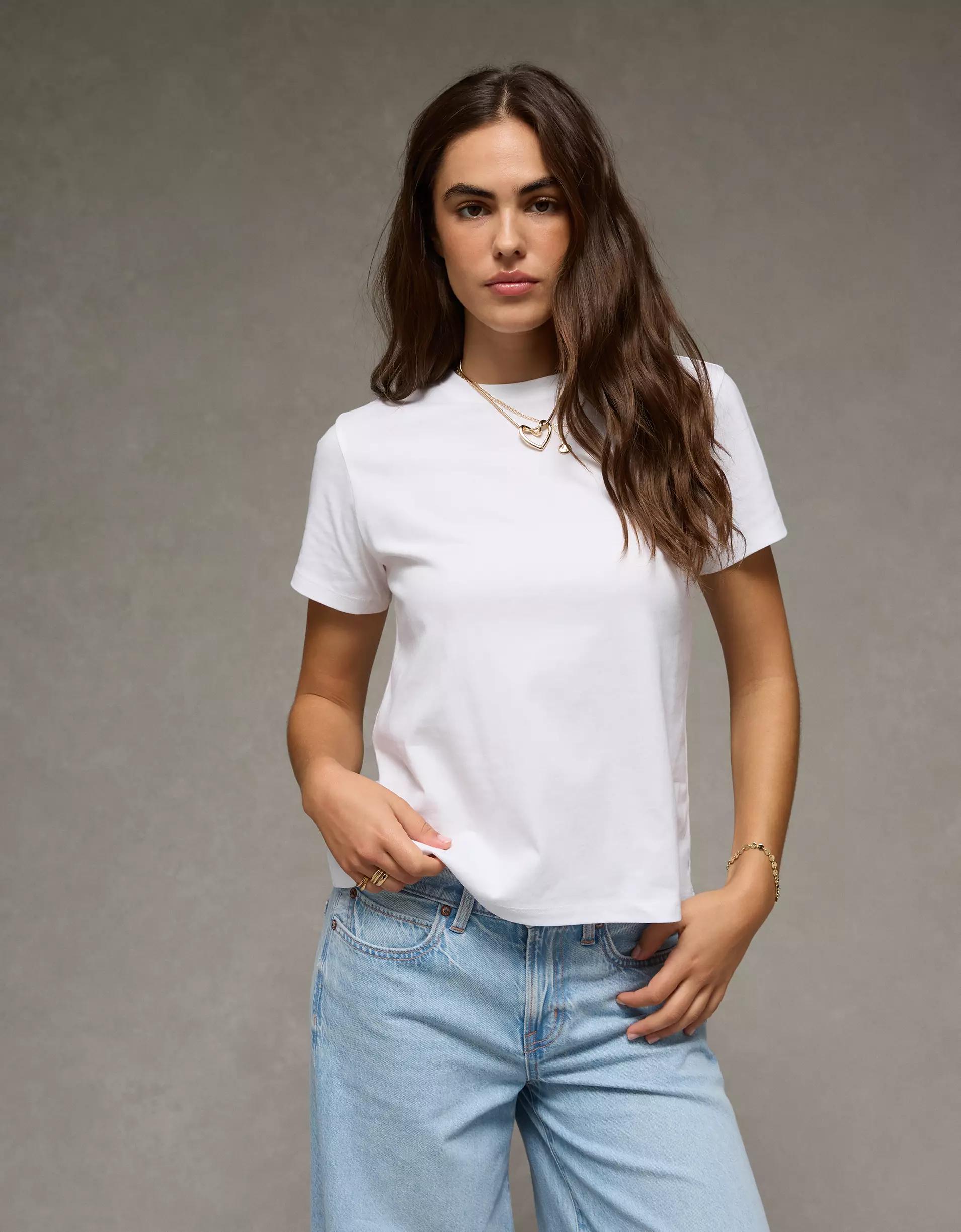 AE Short Sleeve Classic T-Shirt Product Image