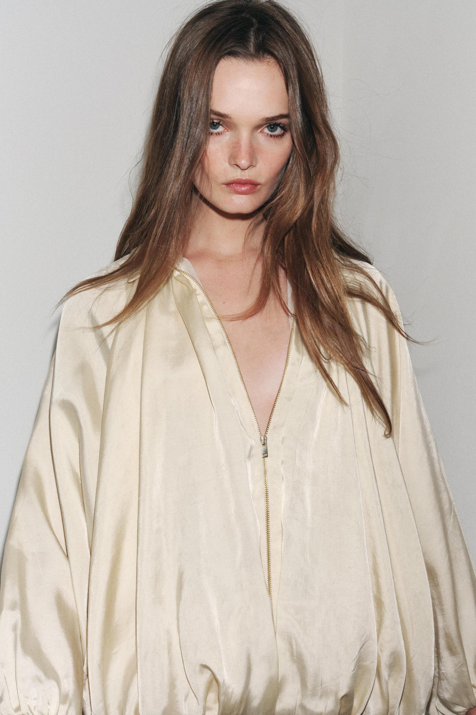 PUFFED BOMBER JACKET ZW COLLECTION Product Image