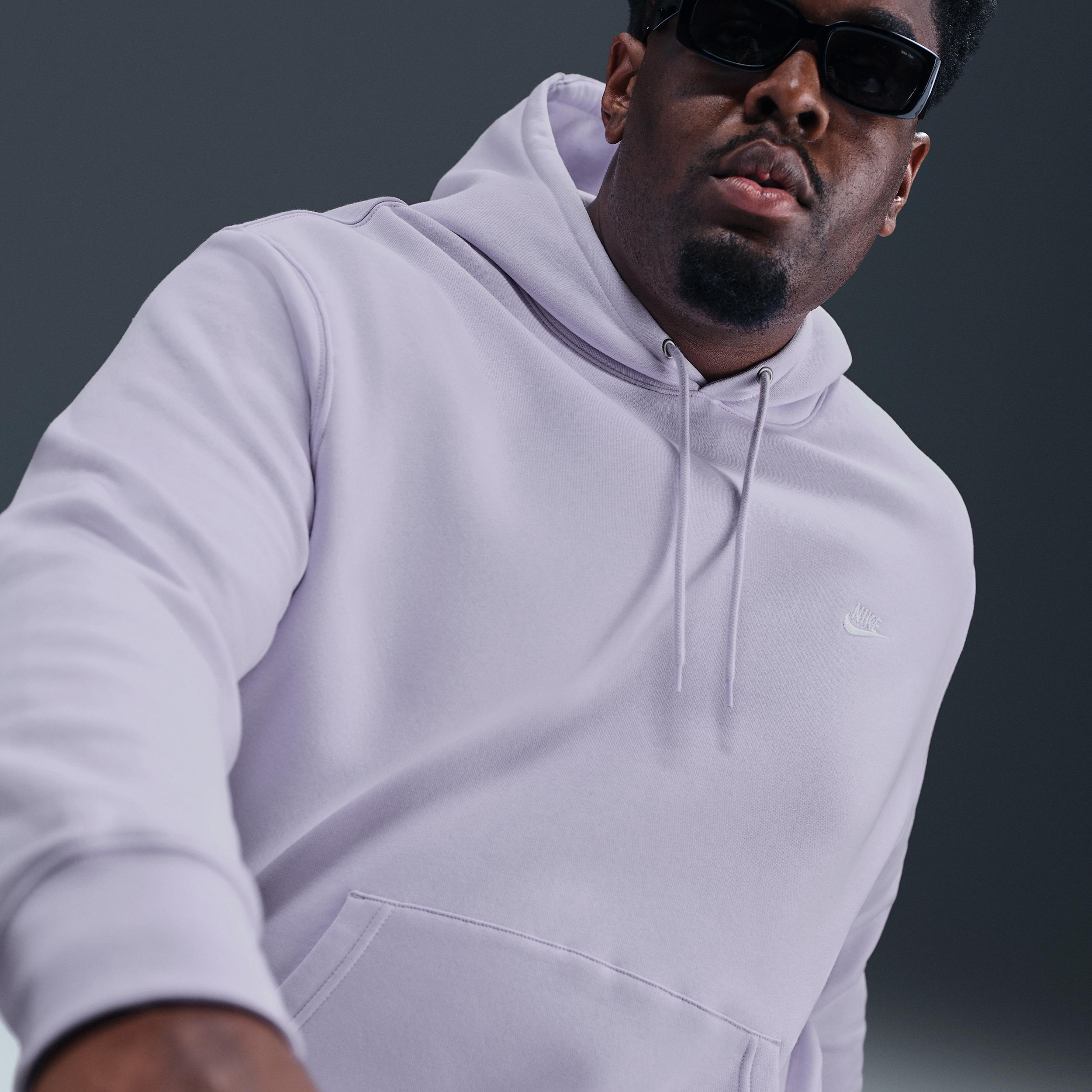 Nike Men's Club Pullover Fleece Hoodie Product Image