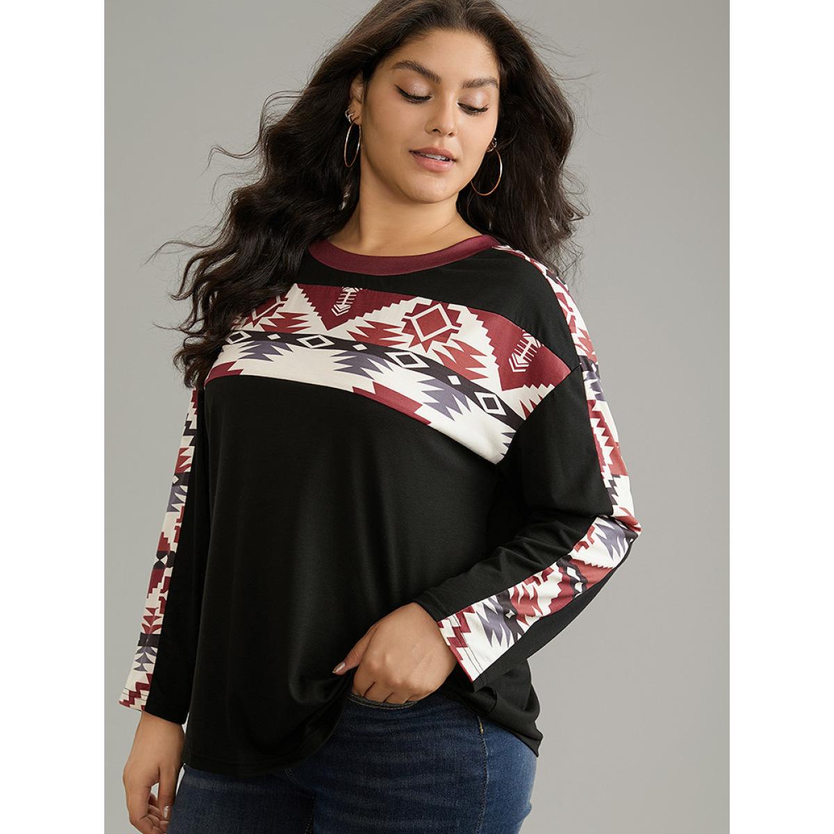 Plus Size Geometric Patchwork Contrast Round Neck T-shirt Black Women Casual Printed Bohemian Print Round Neck Dailywear T-shirts BloomChic 26/4X Product Image