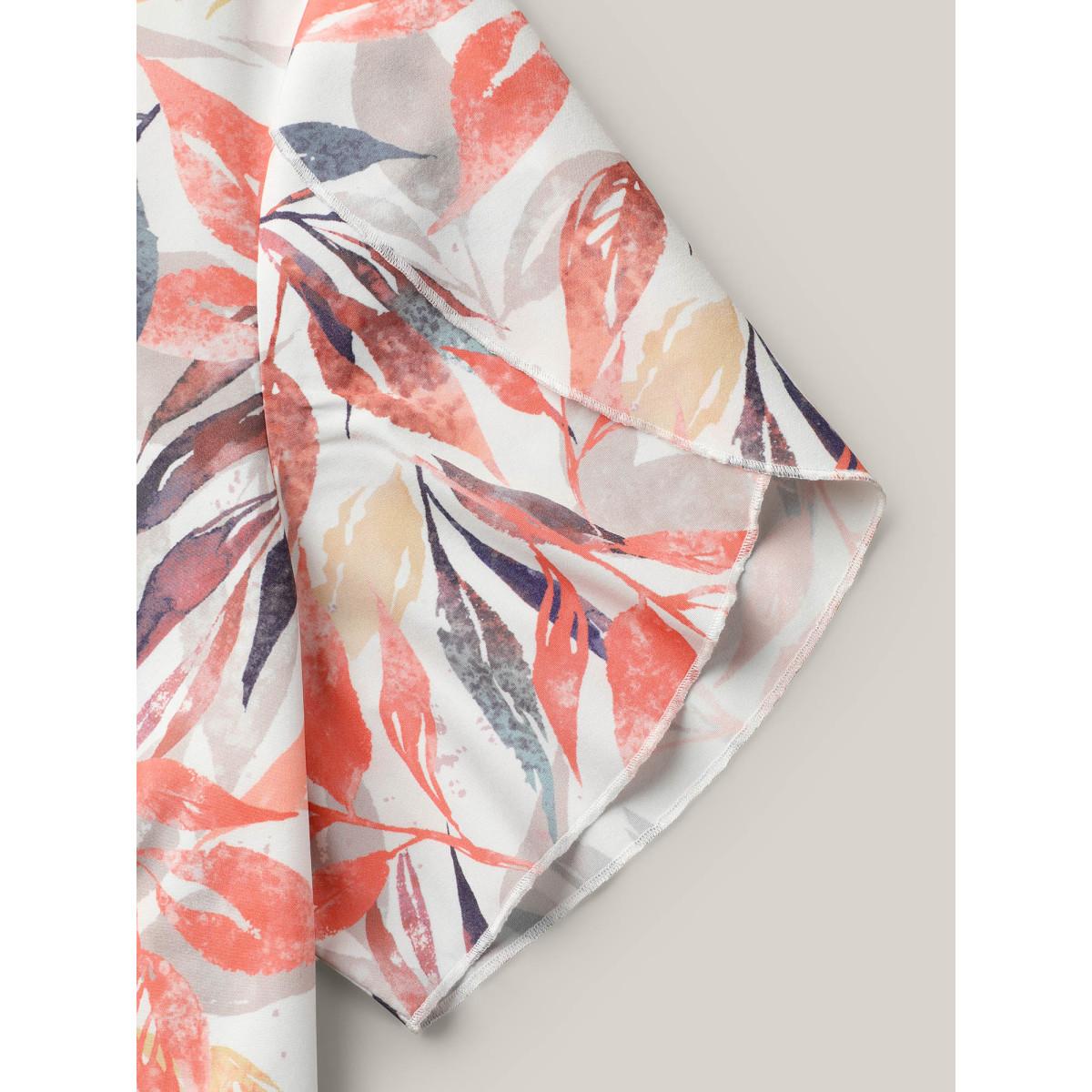 Plus Size Multicolor Floral Petal Sleeve Pleated Shirt Women Office Short sleeve Round Neck Office Blouses BloomChic 26/4X Product Image