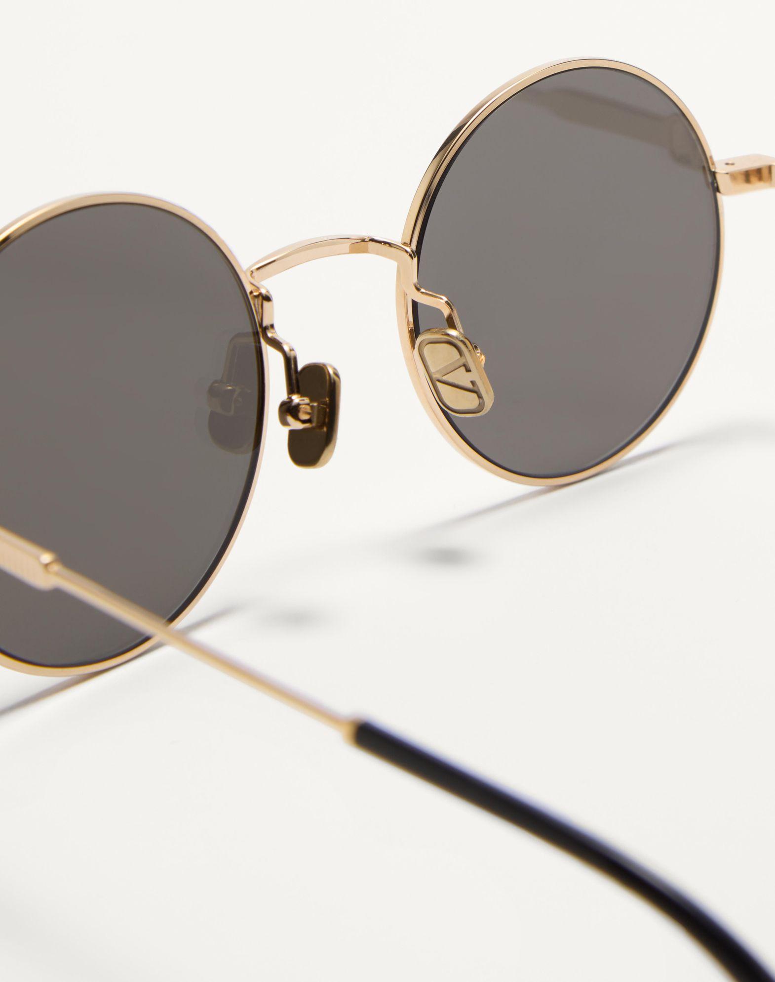 Round Metal Frame Product Image