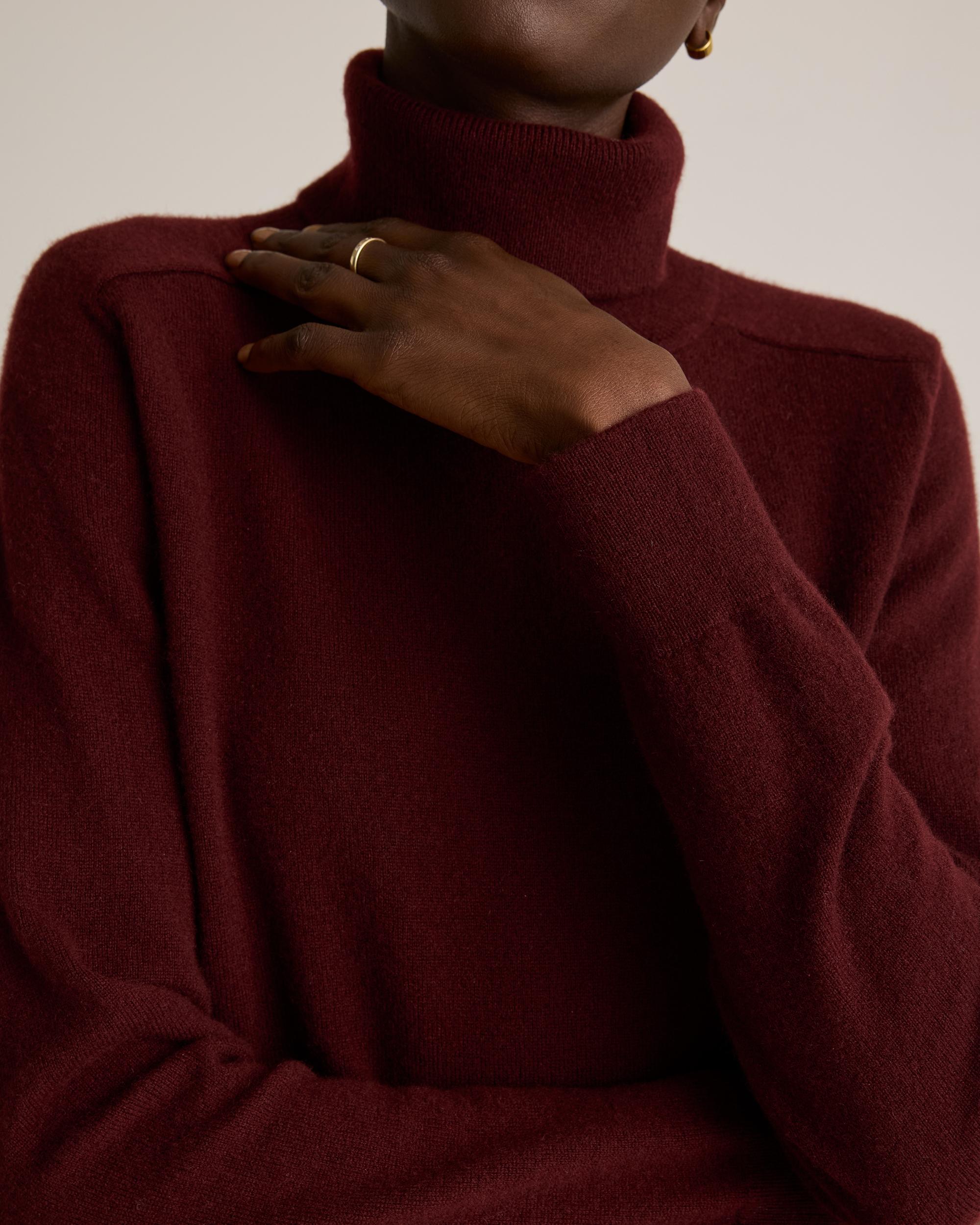 Quince | Women's Mongolian Cashmere Turtleneck Sweater Size XL Product Image