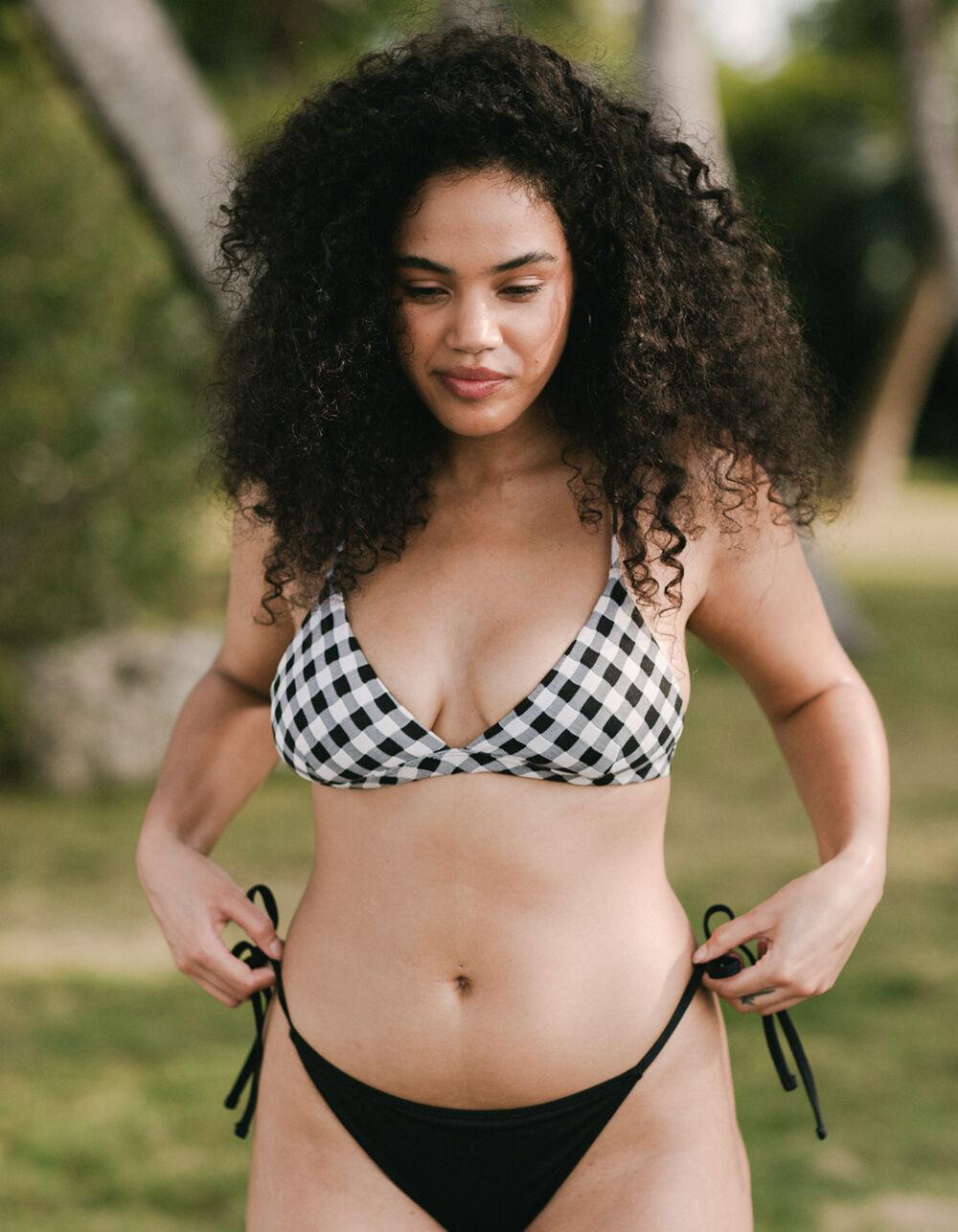 FULL TILT Gingham Textured Fixed Triangle Bikini Top - BLK/WHT Product Image