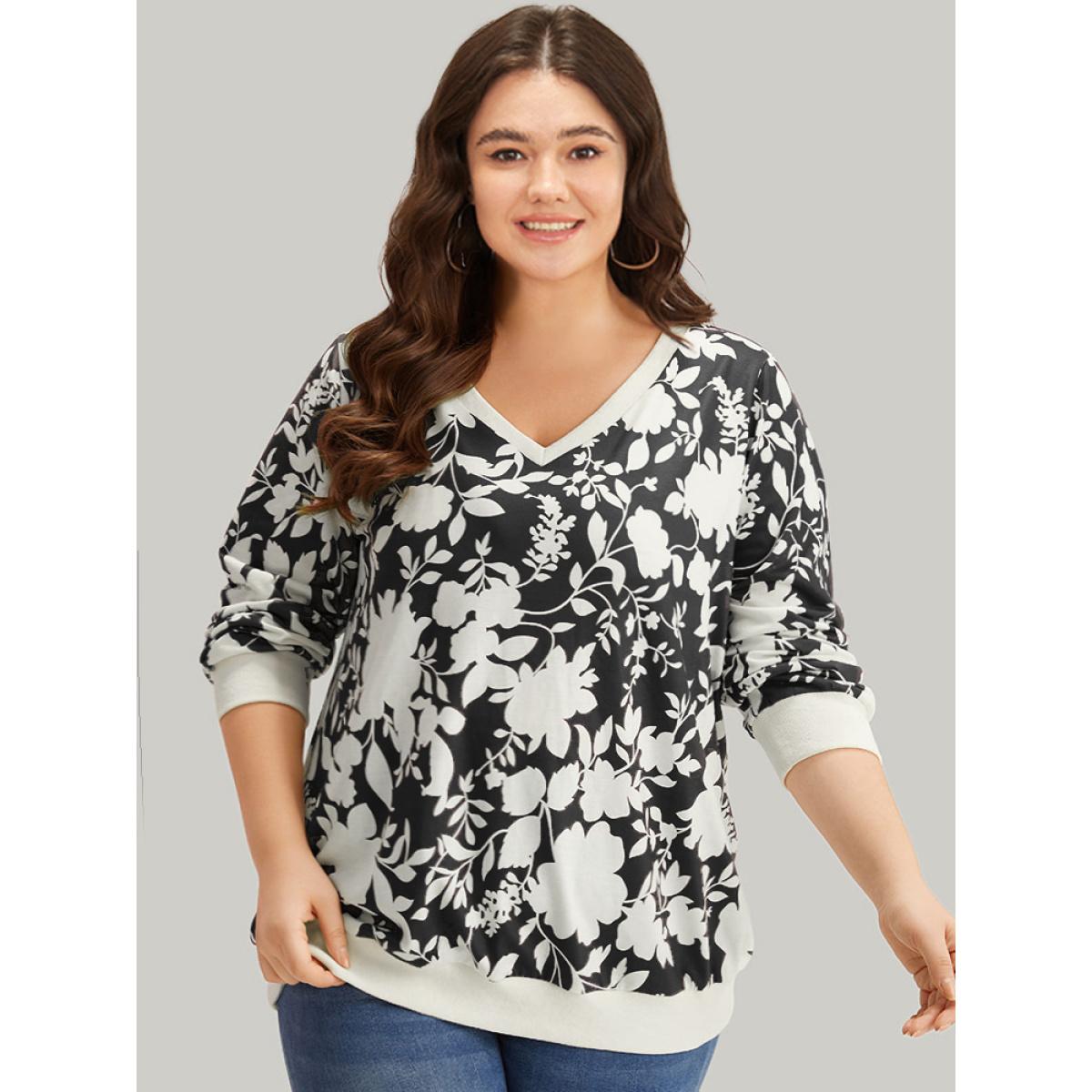 Plus Size Silhouette Floral Print Contrast Trim V Neck Sweatshirt Women BlackFlower Casual Elastic cuffs V-neck Dailywear Sweatshirts BloomChic 26/4X Product Image