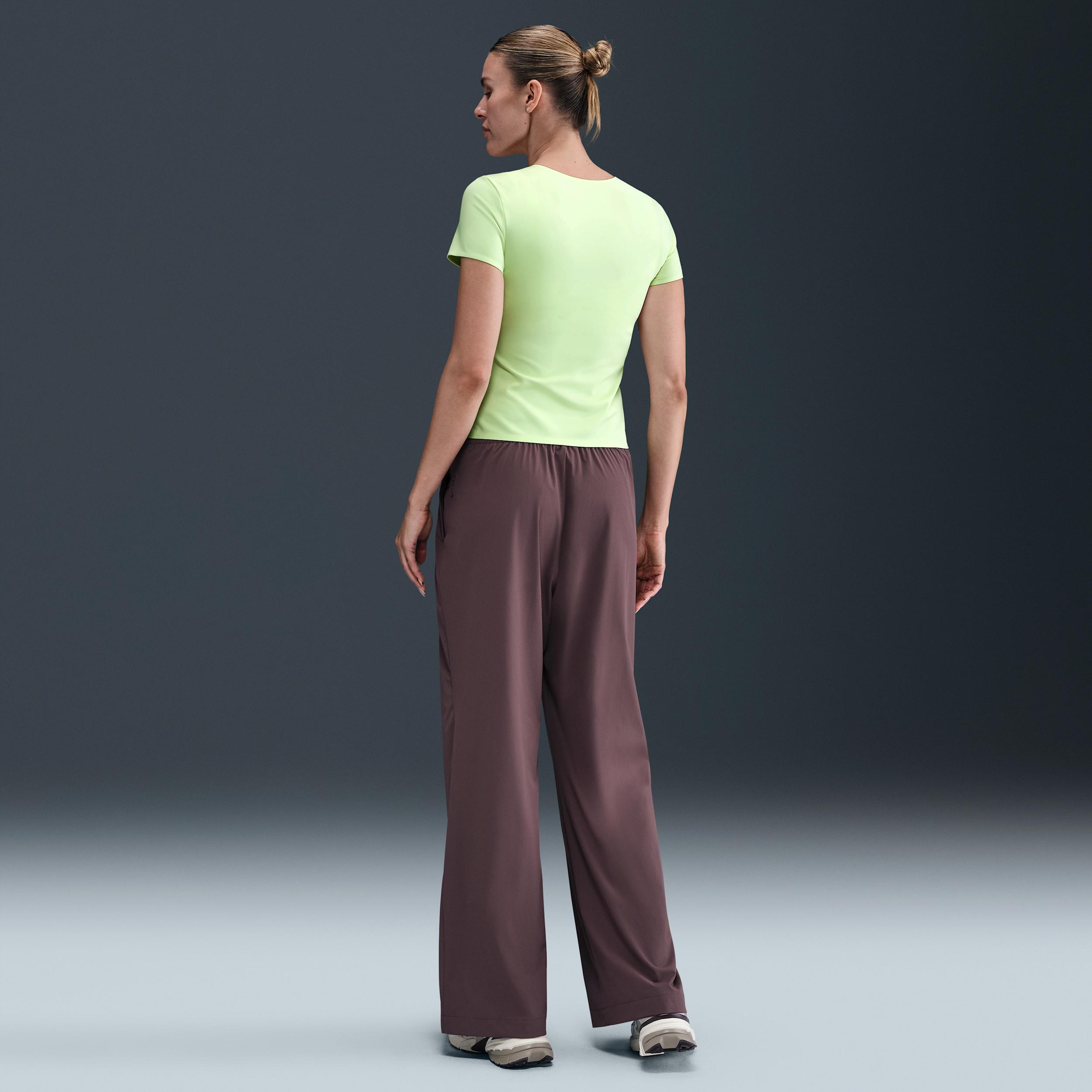 Nike Womens Form Short-Sleeve Top | HQ8079-633 Product Image